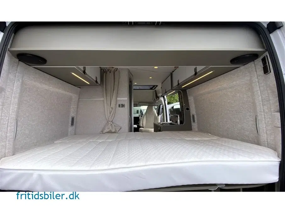 2024 - Hymer Campervan Ayers Rock 140 Hk   Hymer Ayers rock top modellen af hymers campervans på KUN 541 cm