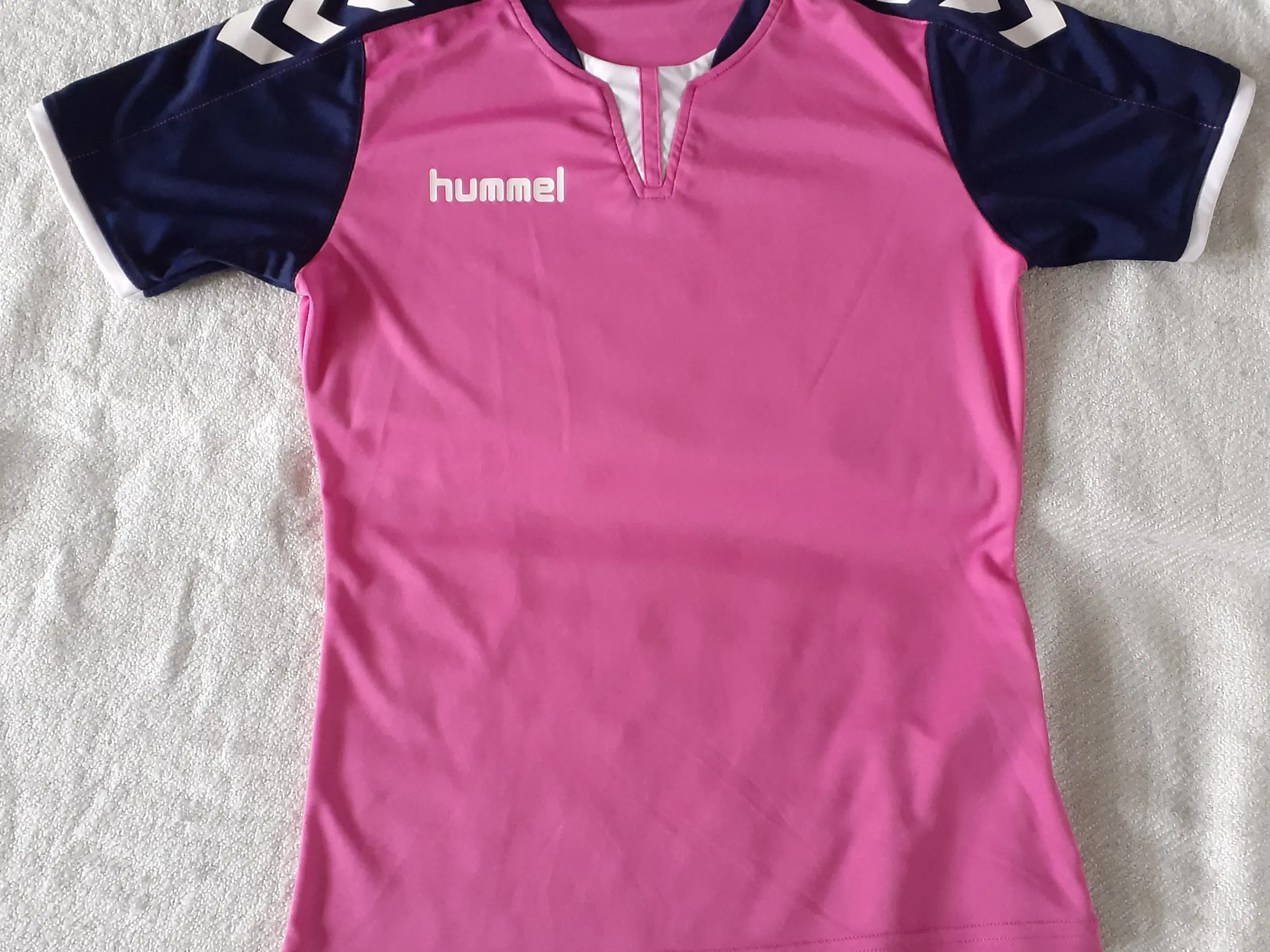 Hummel T-shirt str 140-152