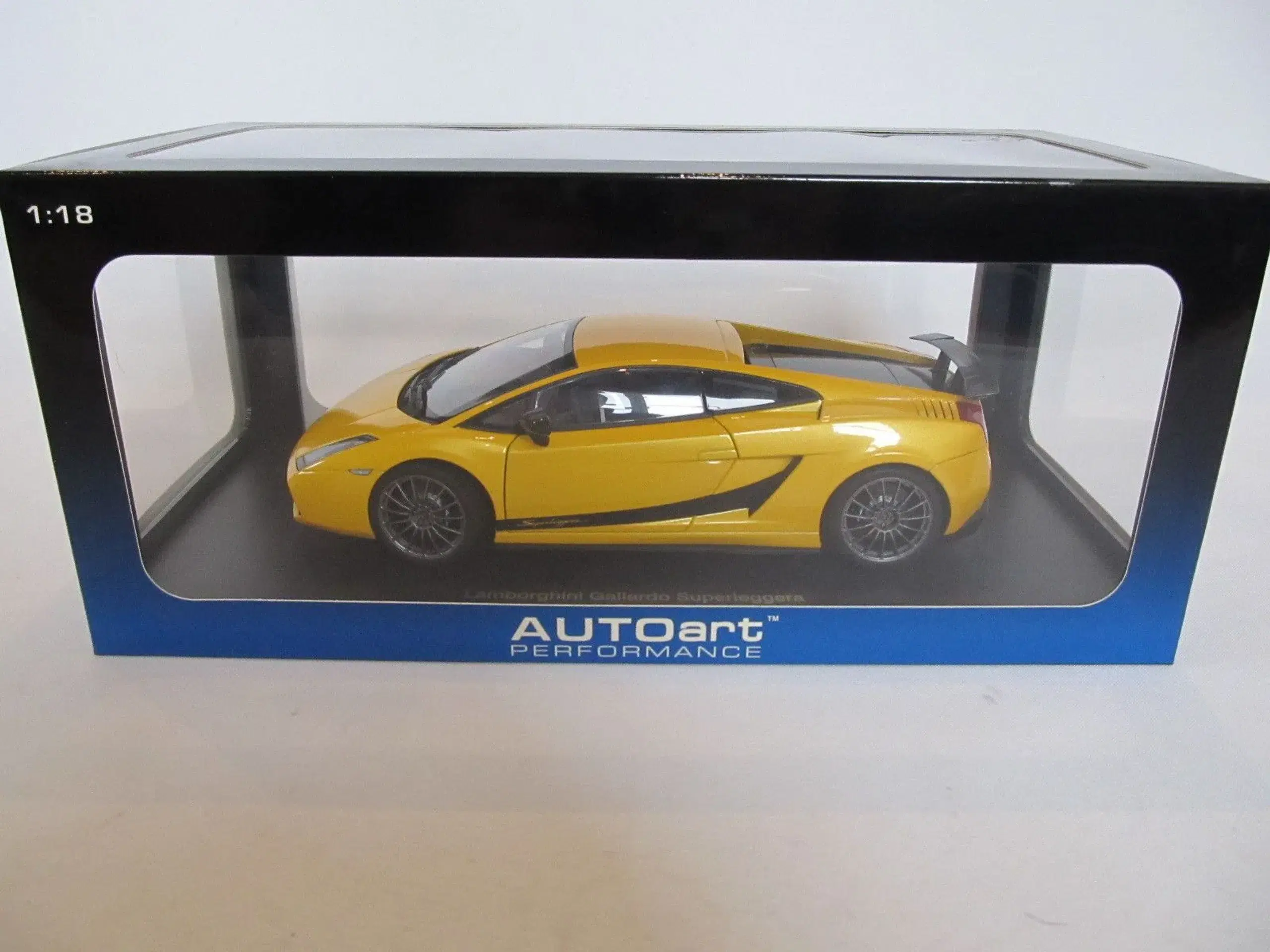 2010 Lamborghini Gallardo 1:18 AUTOart