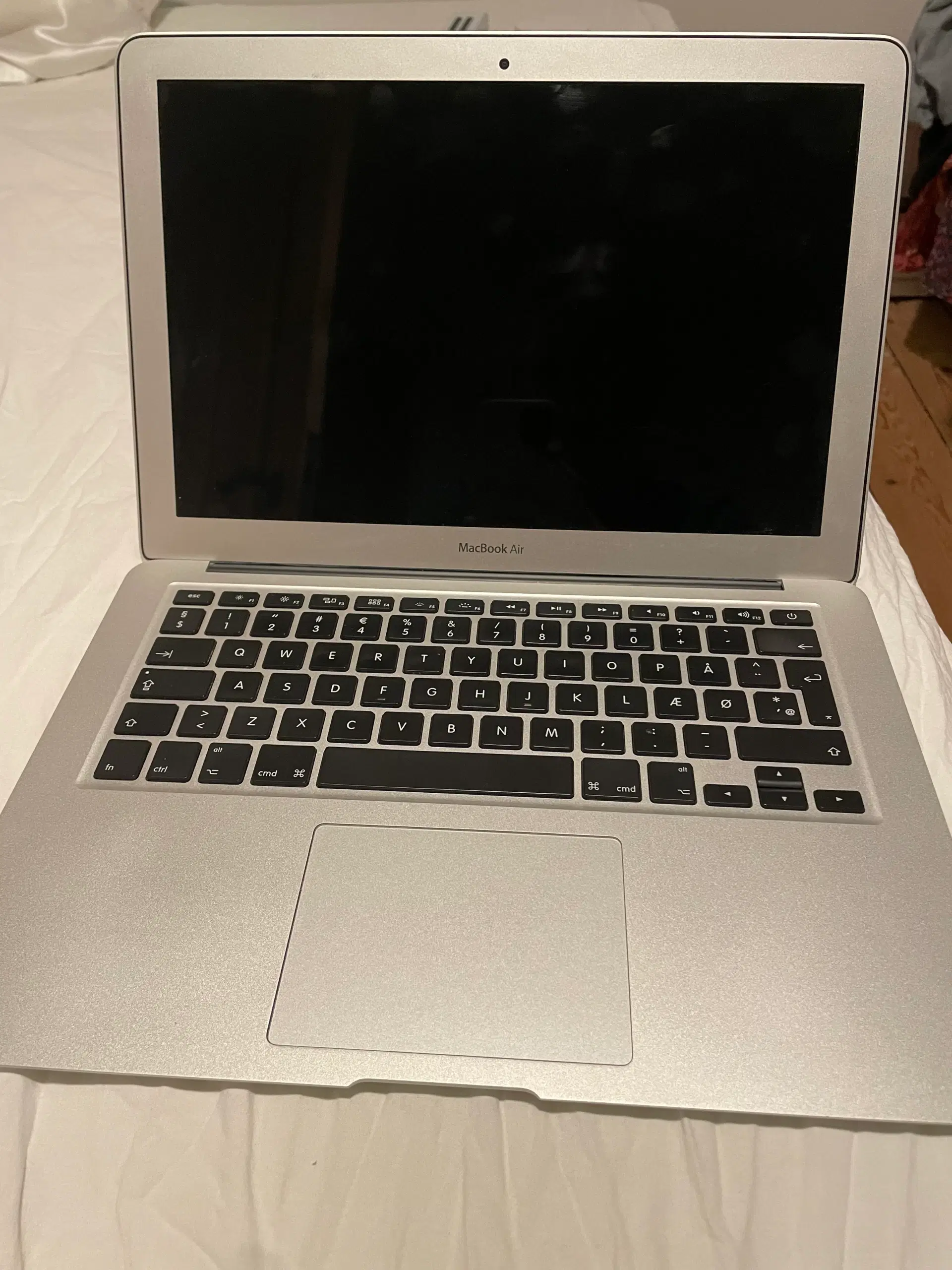 MacBook Air 13” (2012 model)