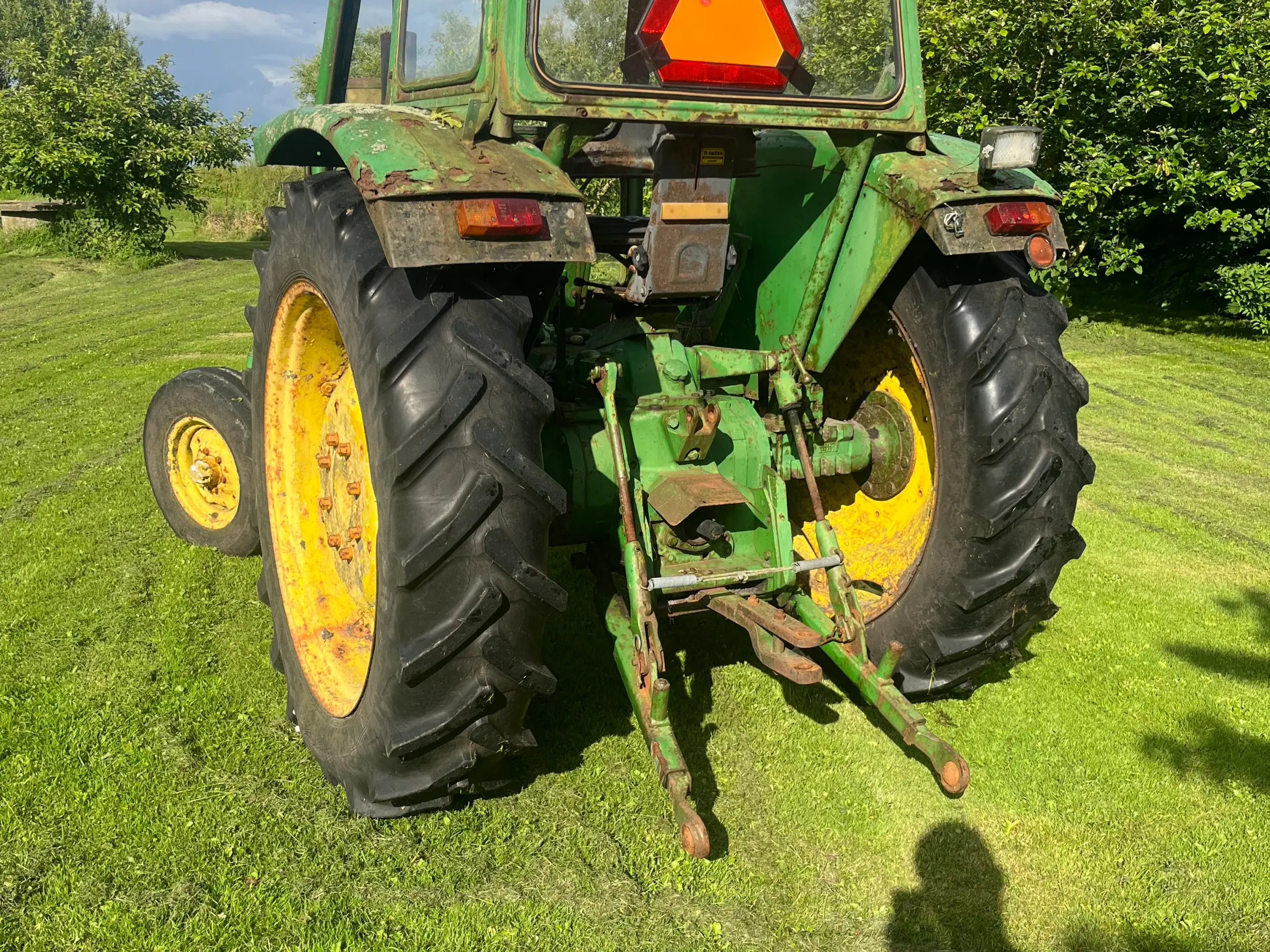 John deere 2130