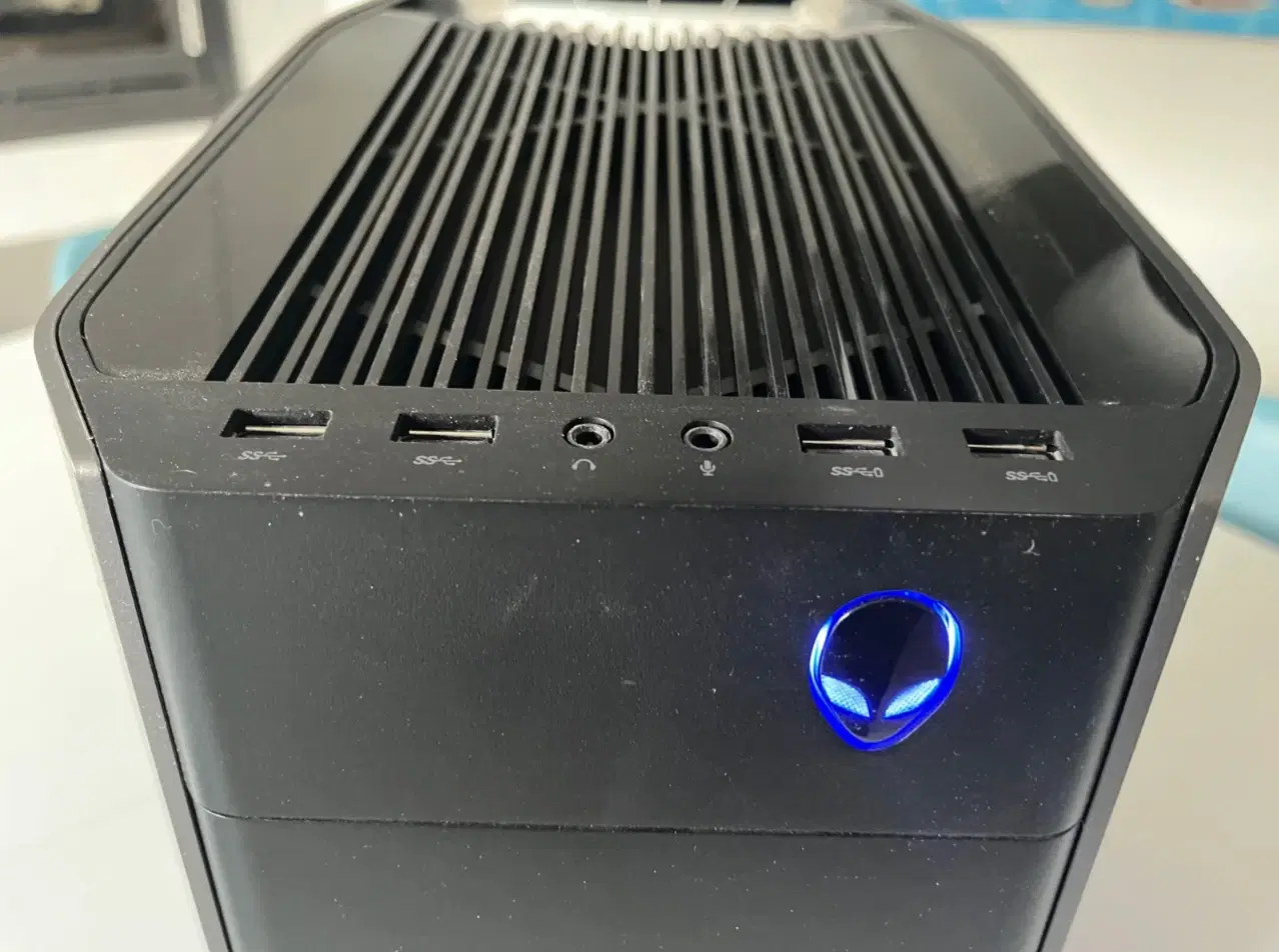 Dell Alienware Aurora R5