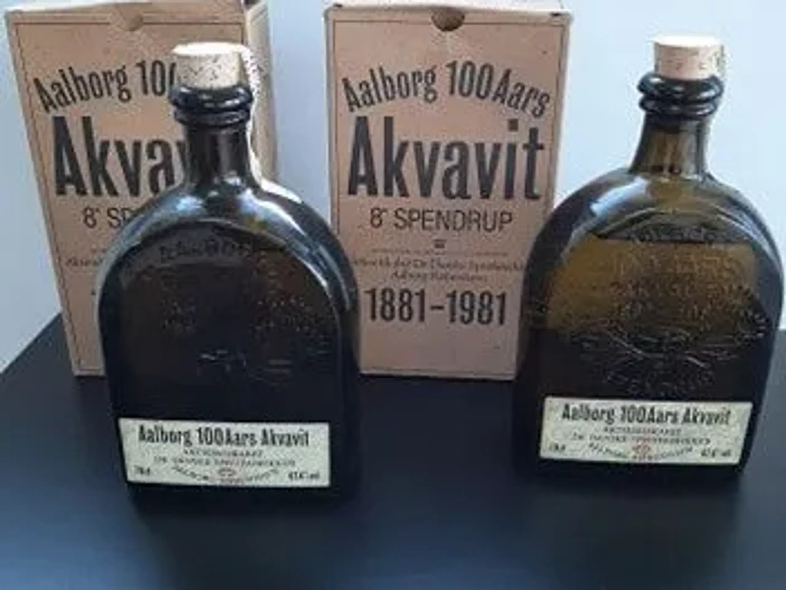 100 aars Aalborg Akvavit