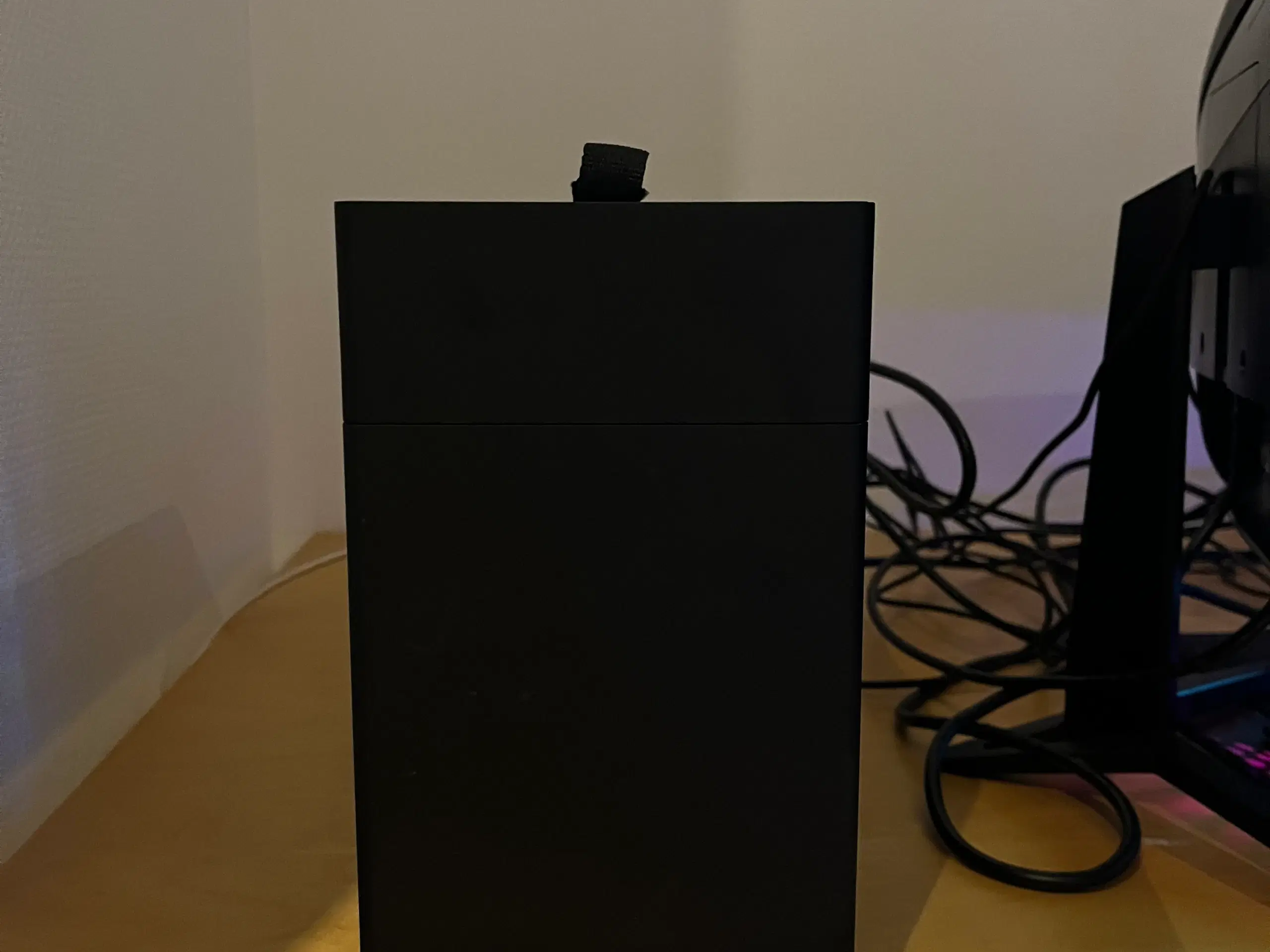 Sælger gaming computer