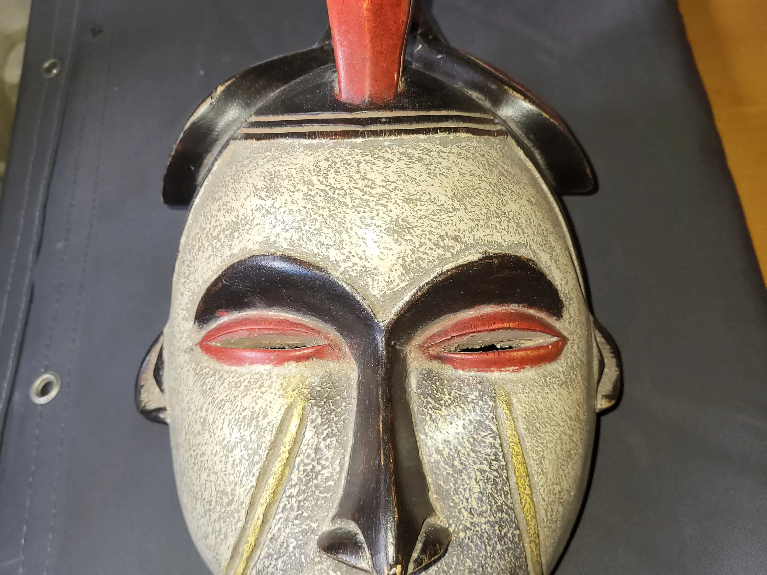 Asiatisk maske