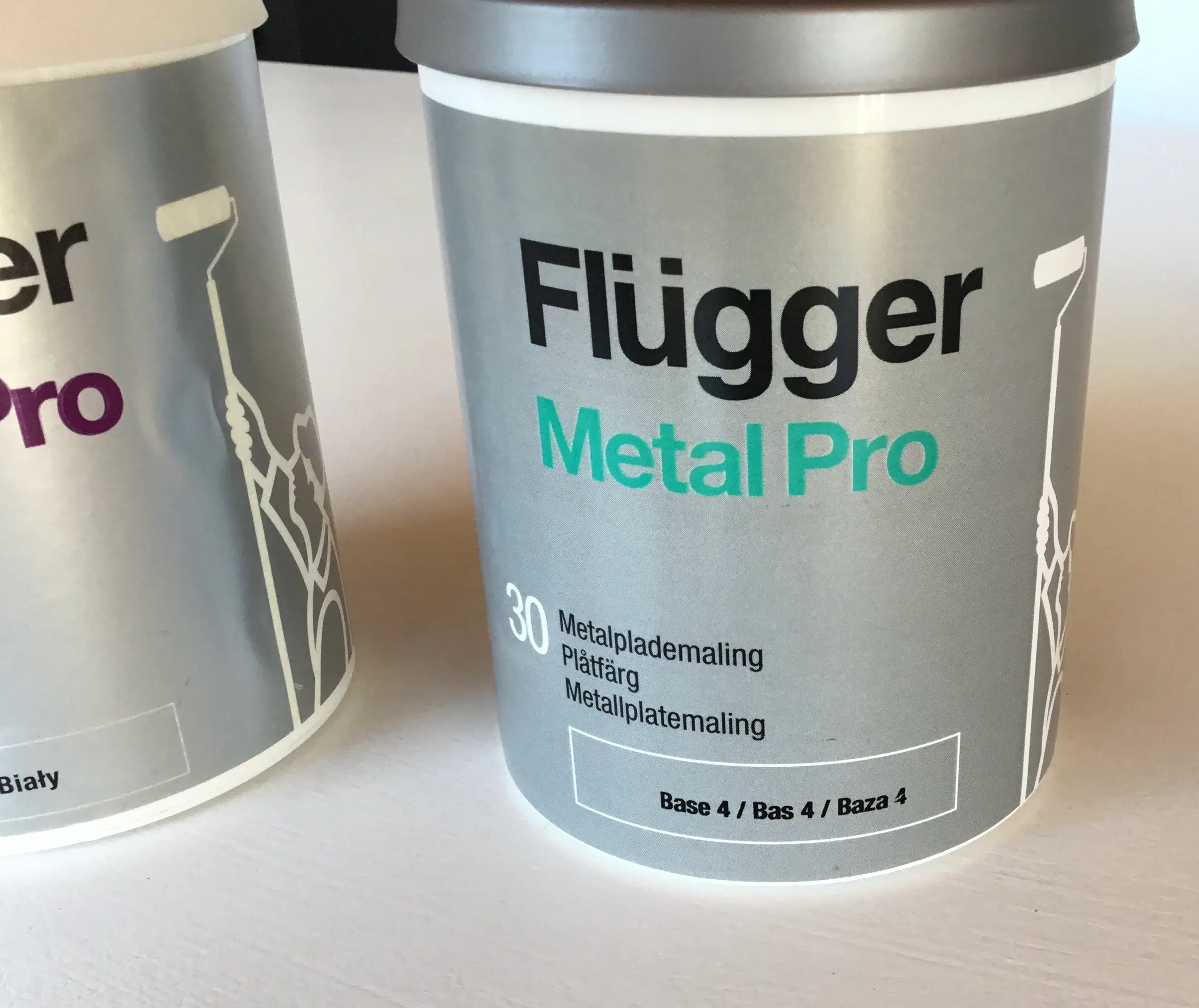 Metalplademaling og Multiprimer Flügger Metal Pro