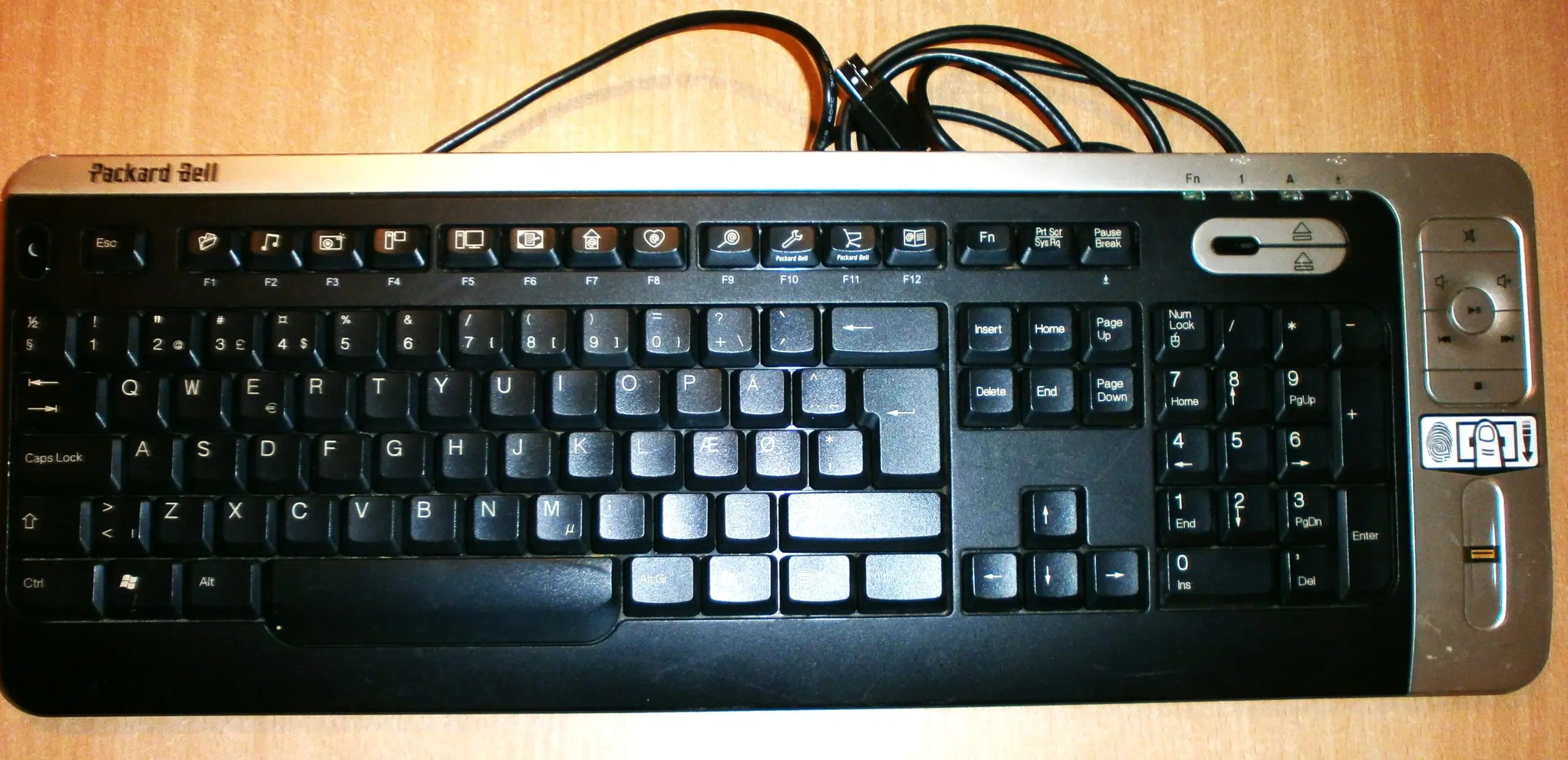 Packard Bell Tastatur + 2 stk mus