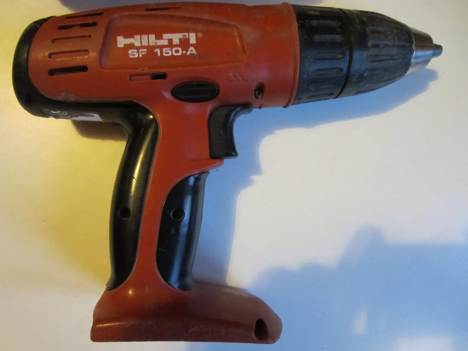 HILTI SF 150-A bore- og skruemaskine med batteri