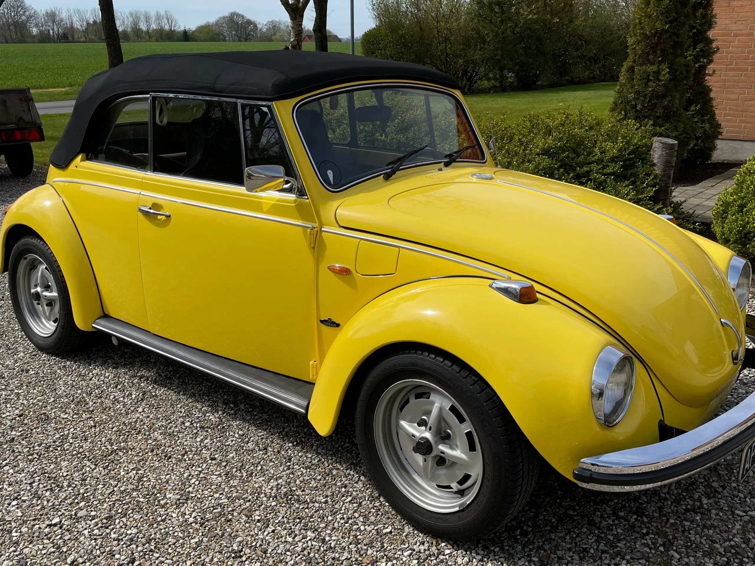 VW cabriolet 1302