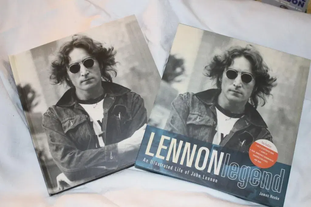 Den ULTIMATIVE John Lennon fanbog