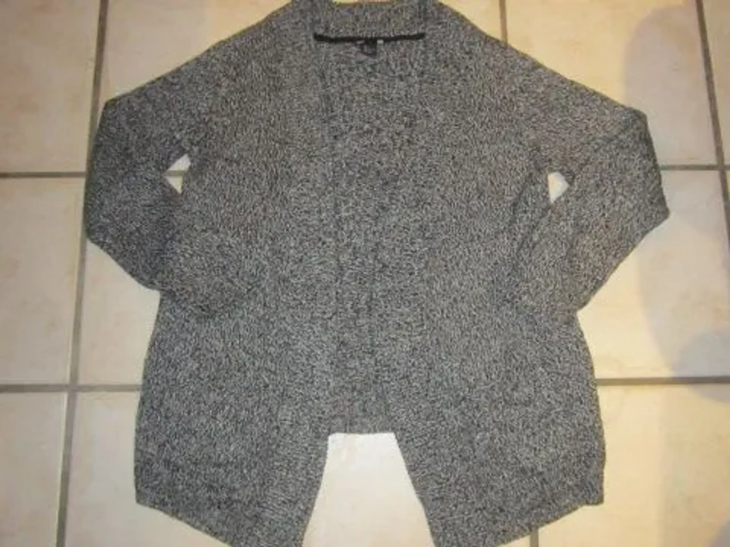 Str L åben strik cardigan