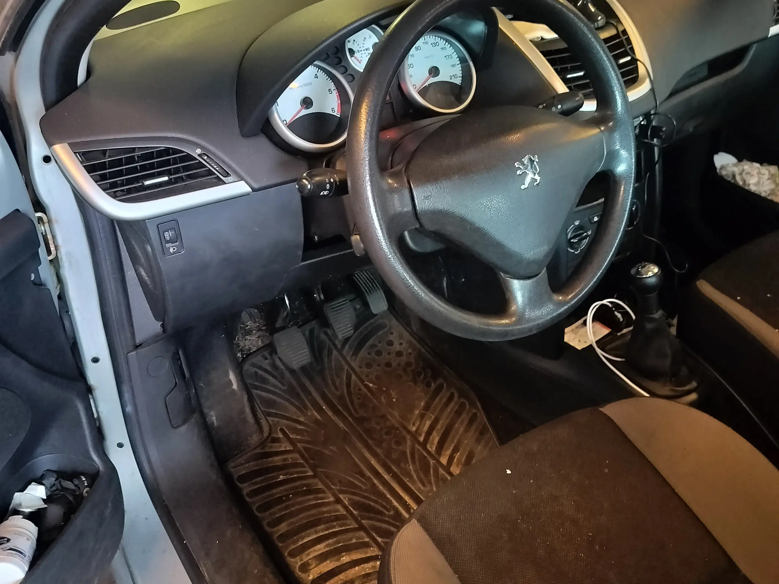 Peugeot 207 sw 1.6 hdi