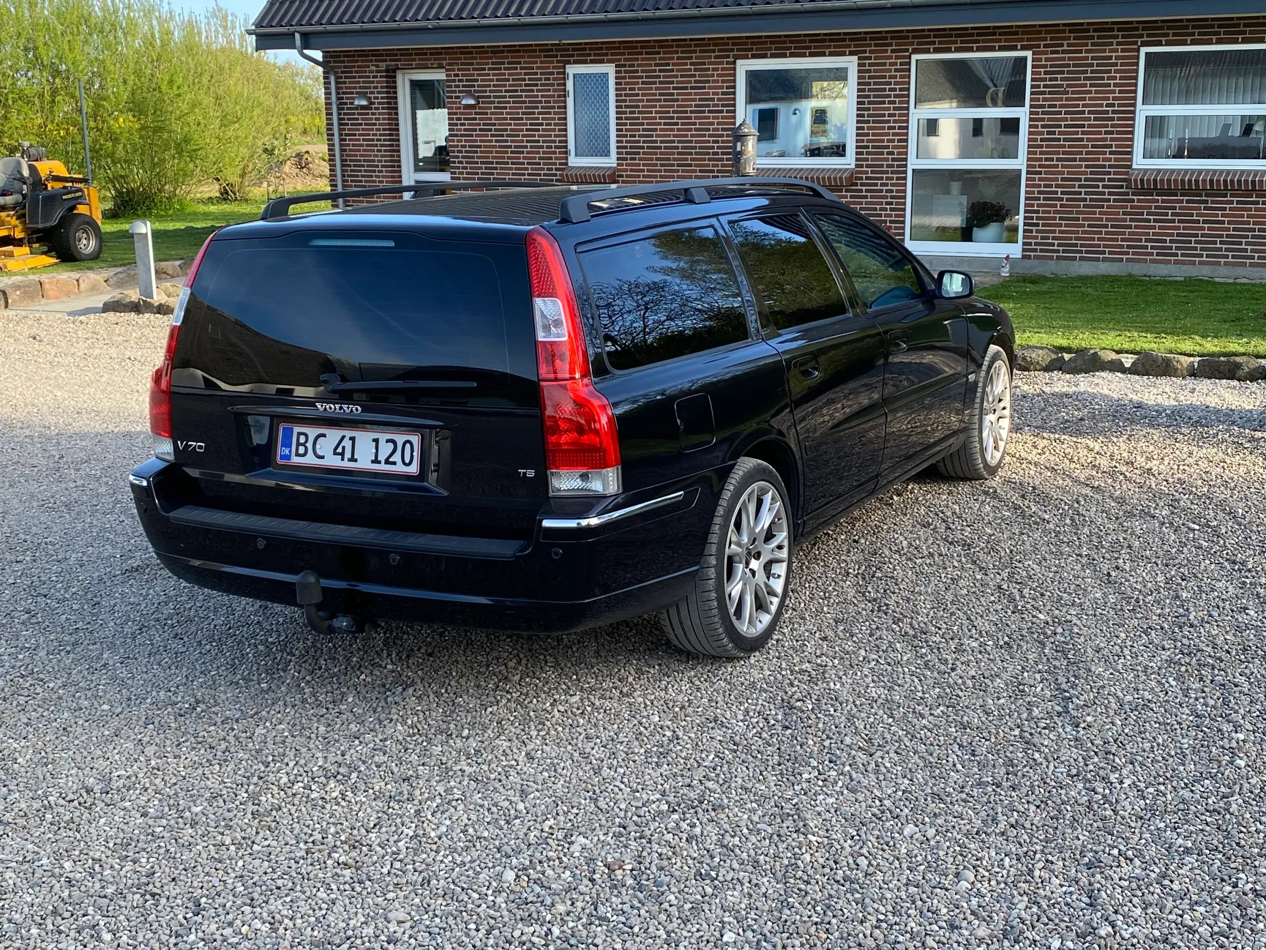 Volvo V70 T5