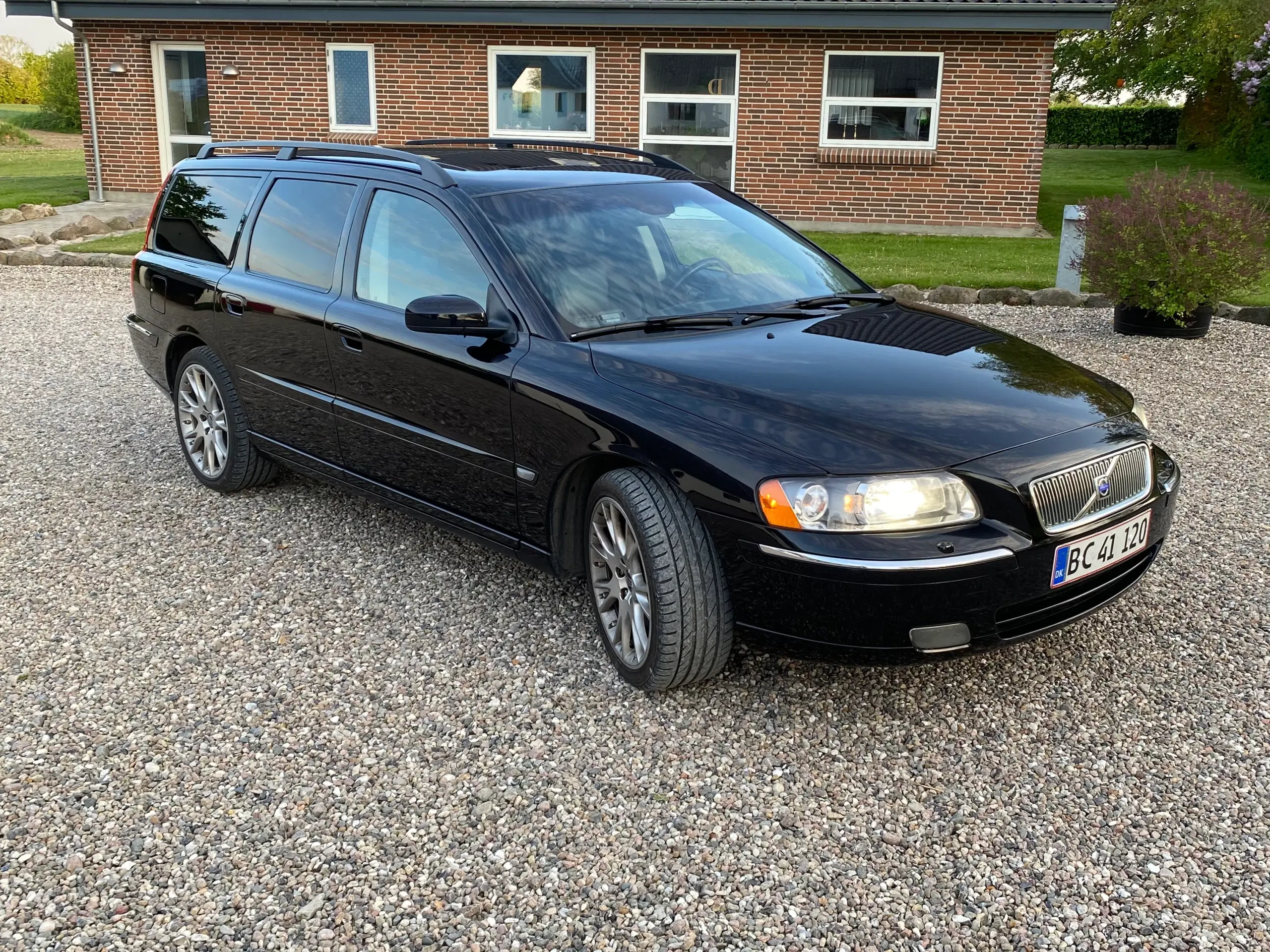 Volvo V70 T5