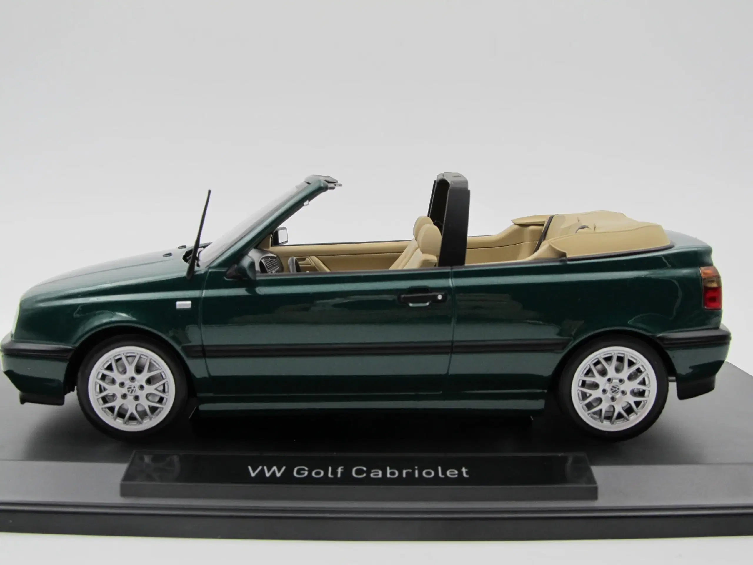 1995 VW Golf III Cabriolet High Line 1:18