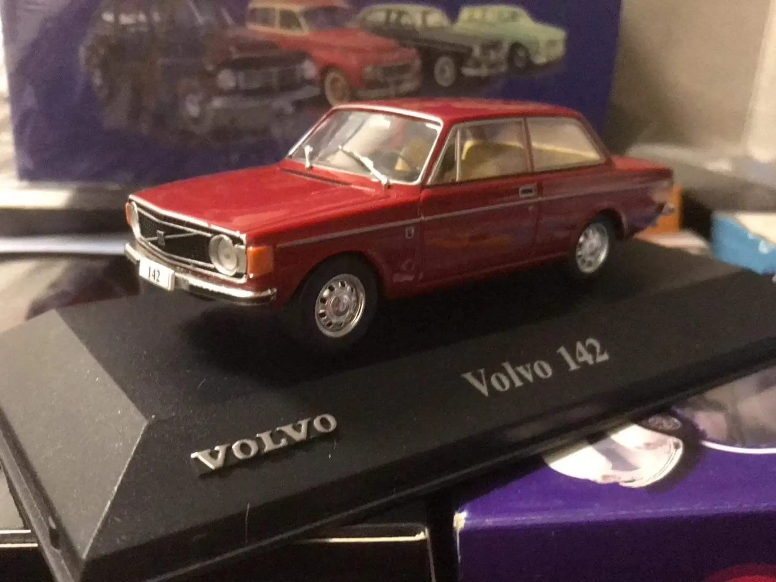 Volvo 142   1/43