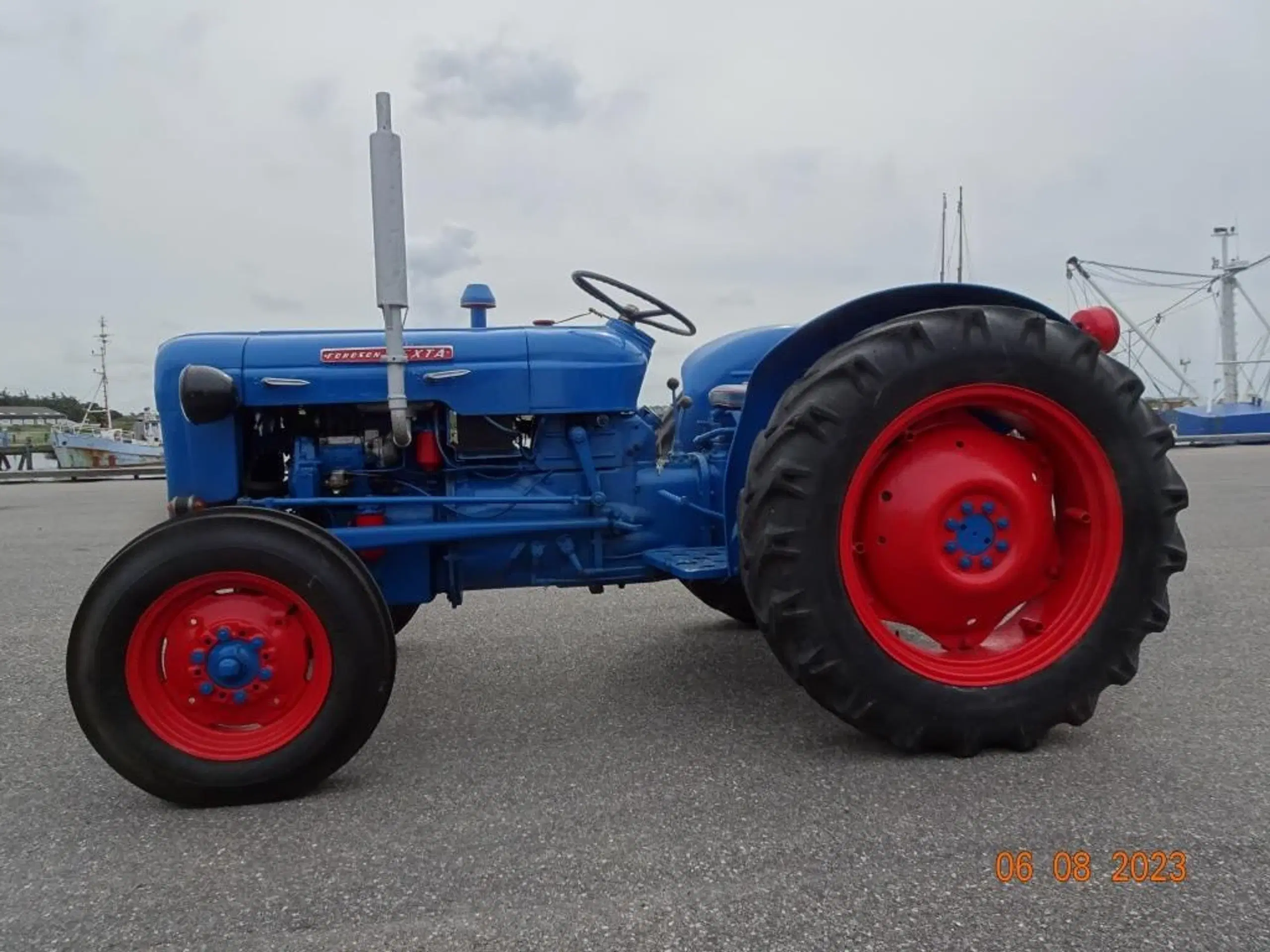 Fordson Dexta diesel