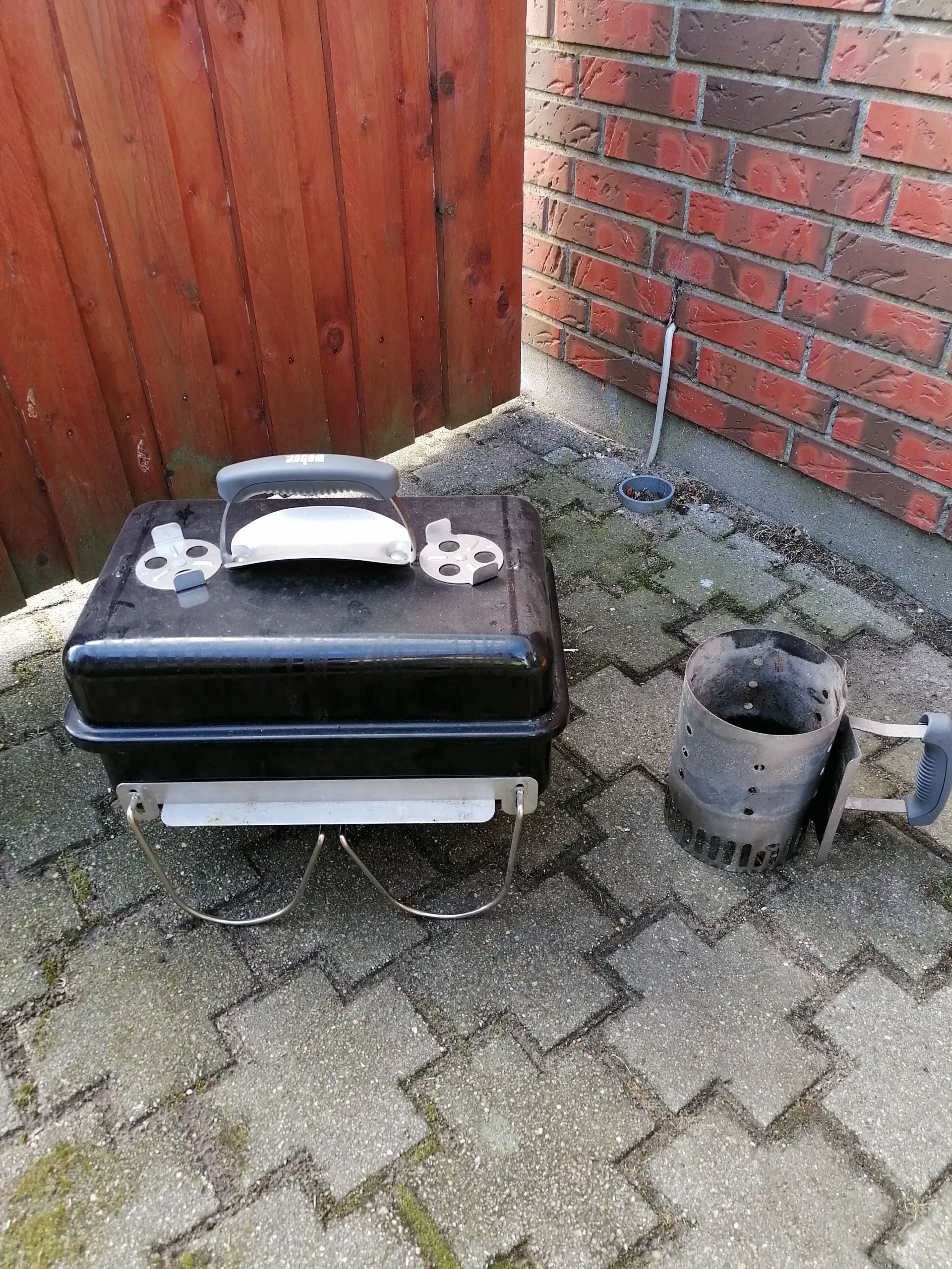 Weber bordgrill sælges