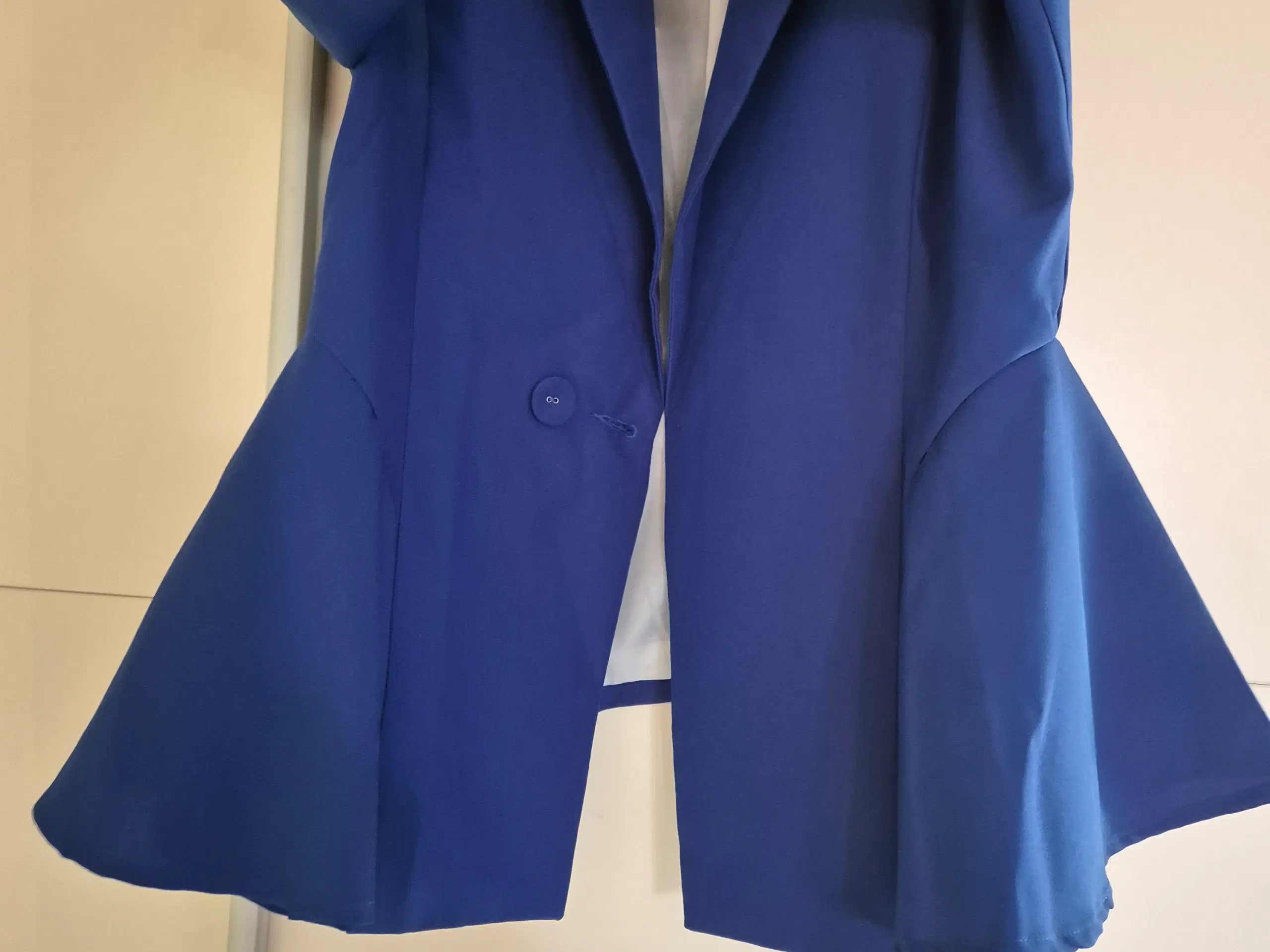 Blazer 75 kr