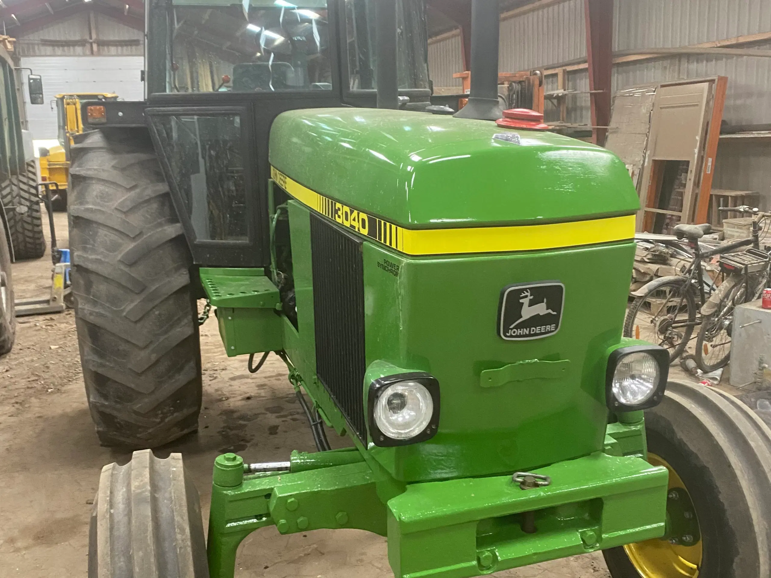 John deere 3040