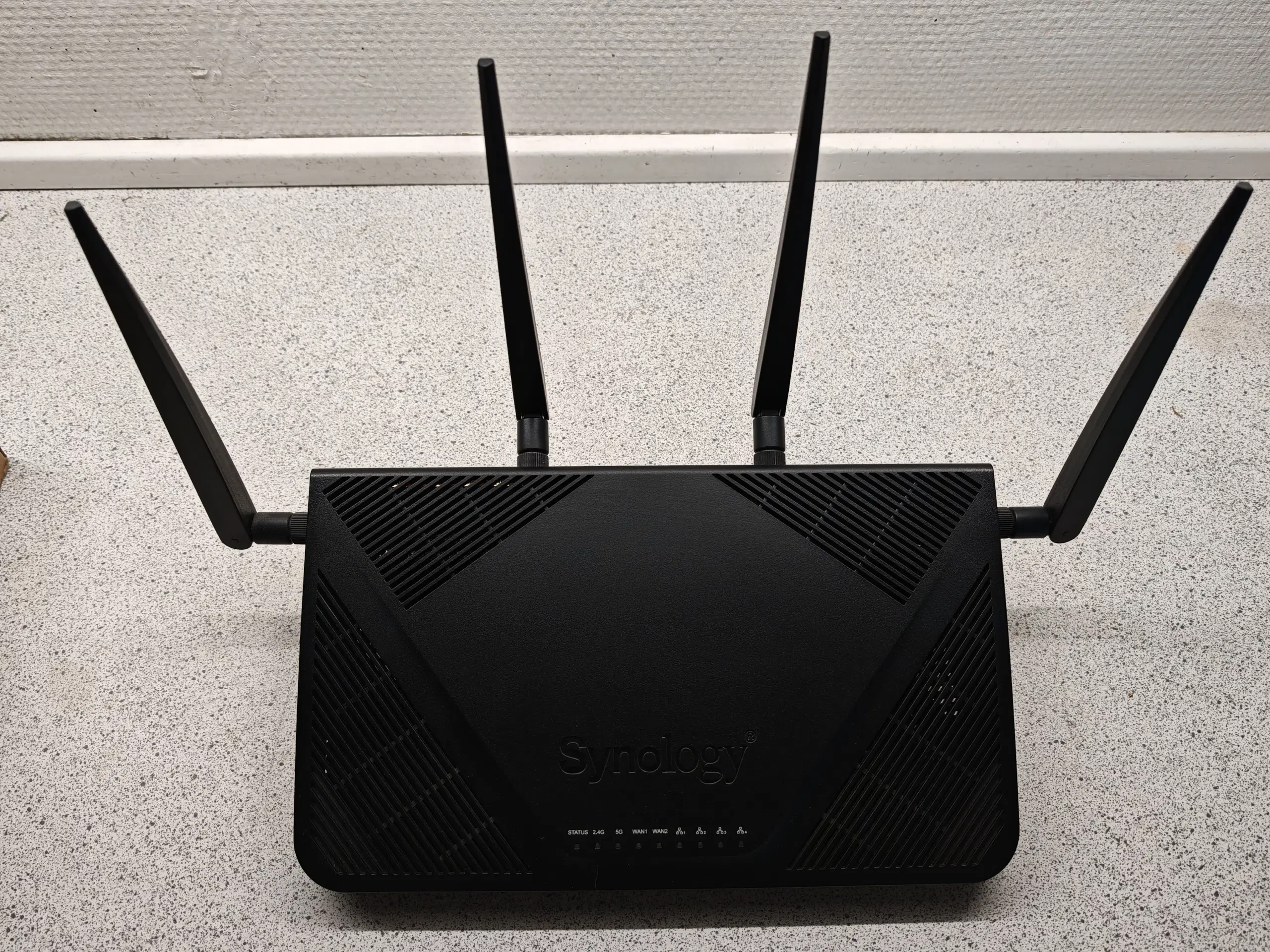 Synology RT2600ac router