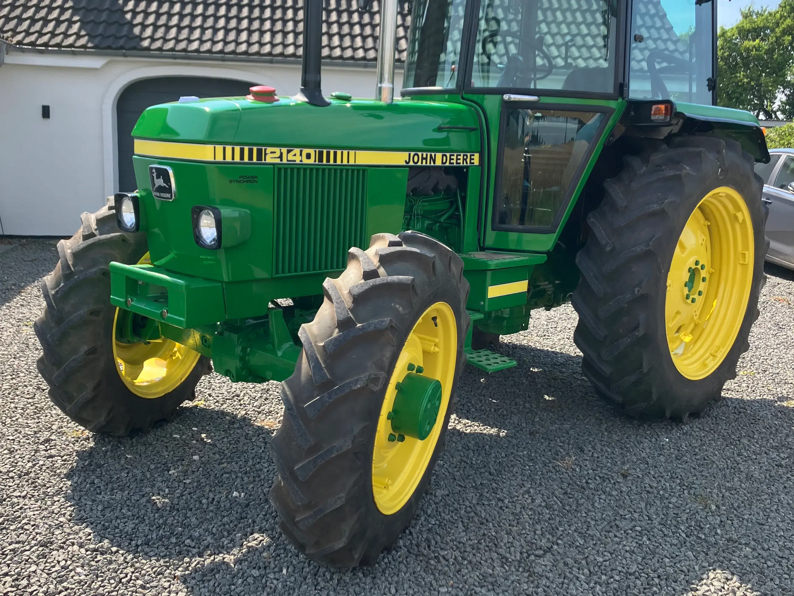 john deere 2140