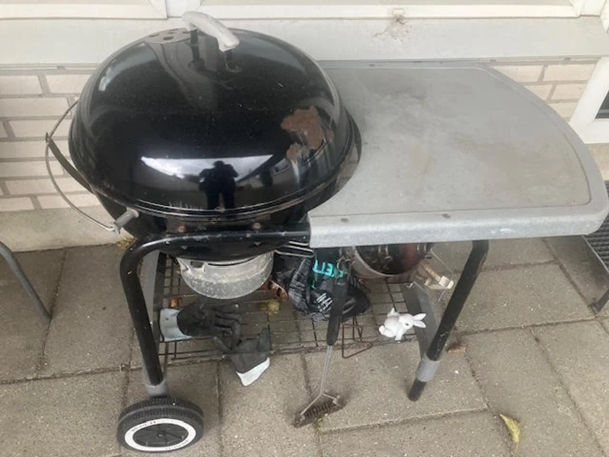 Webergrill m/sidebord.