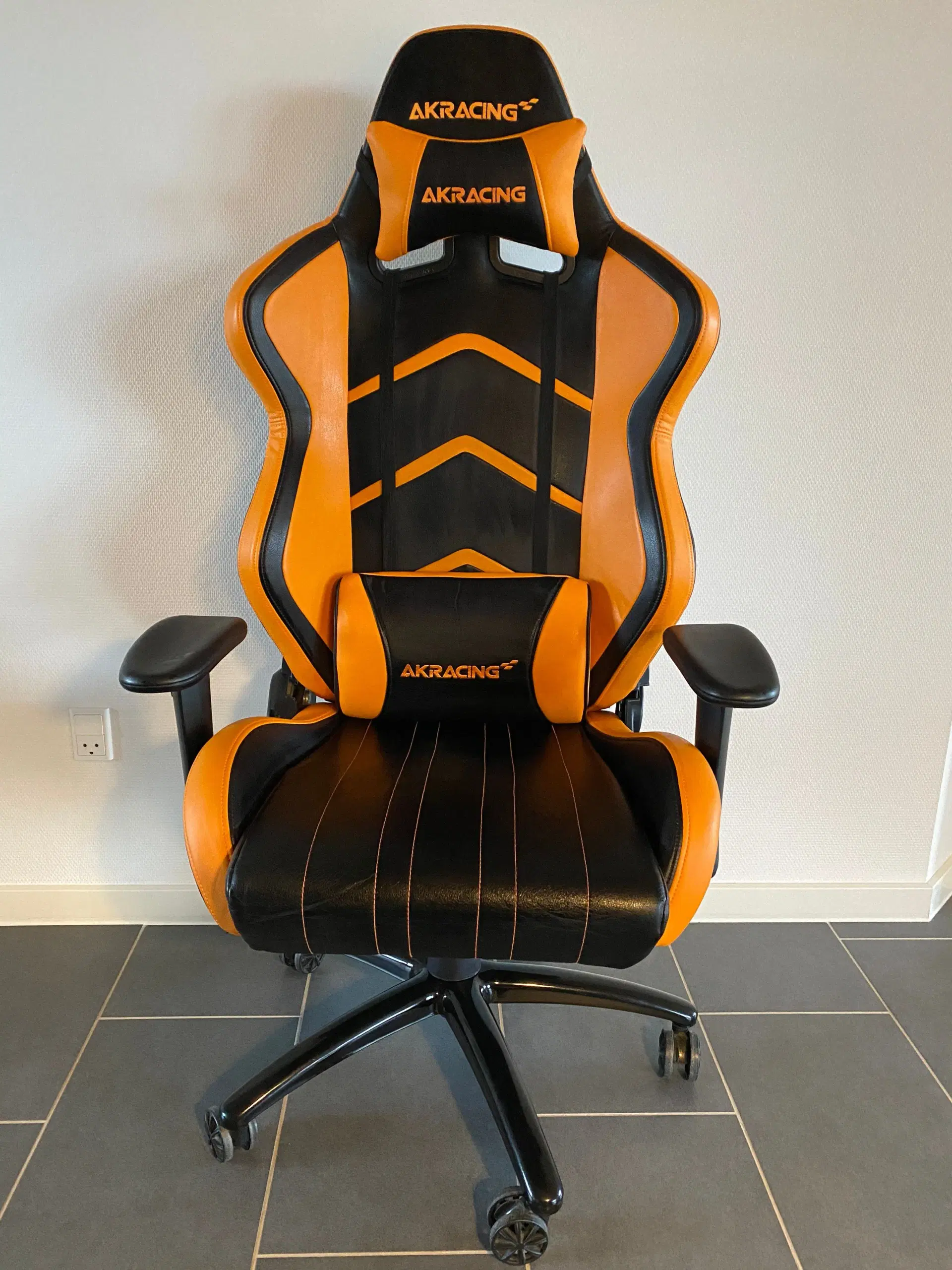 AKRacing Player Gaming Chair Orange Its koral