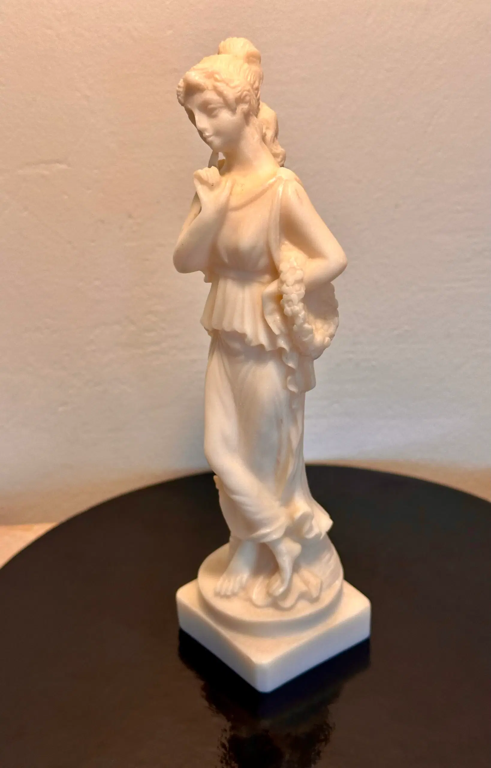 Vintage lille figur af græsk gudinde