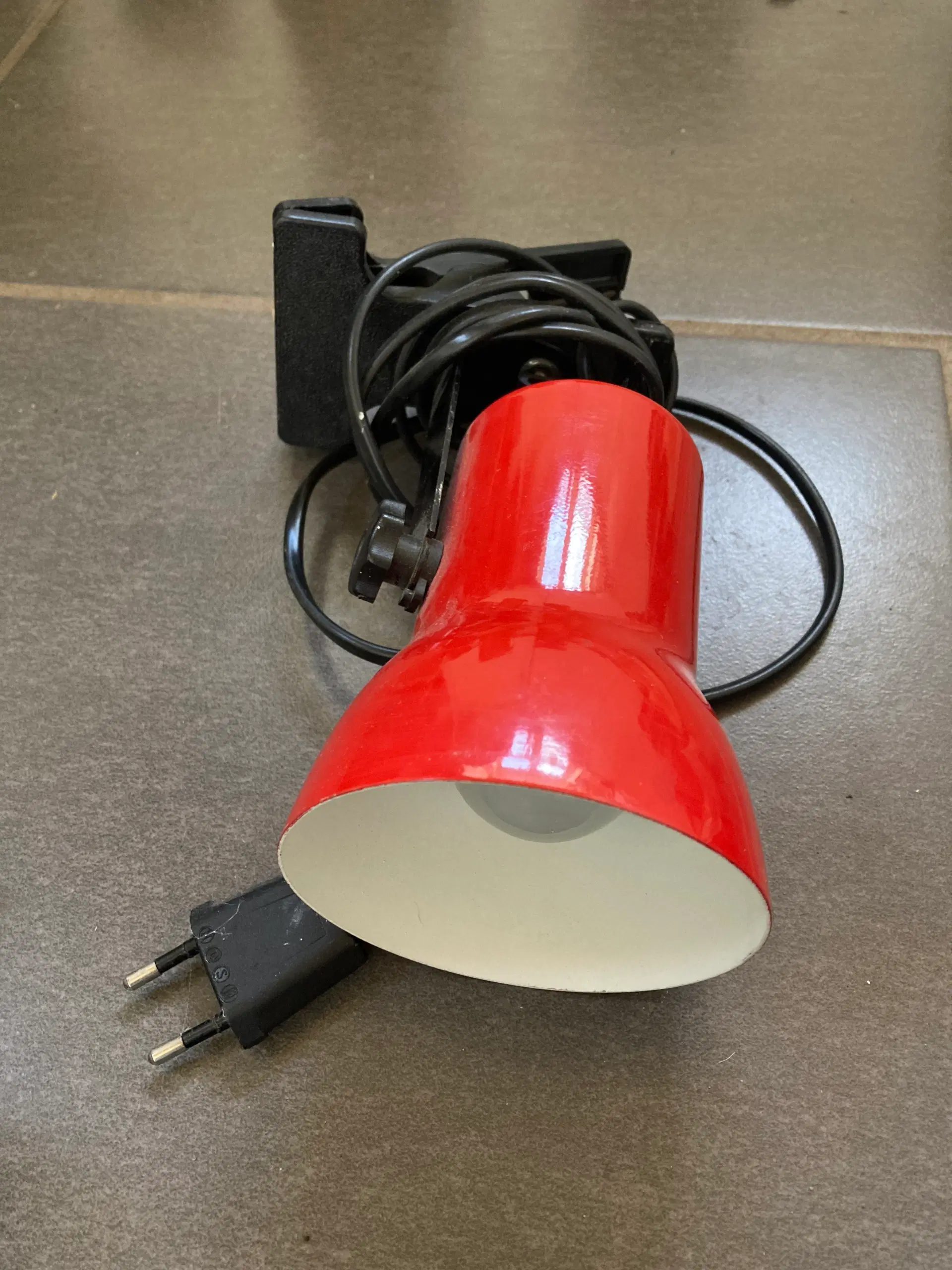 Fine retro clipslamper