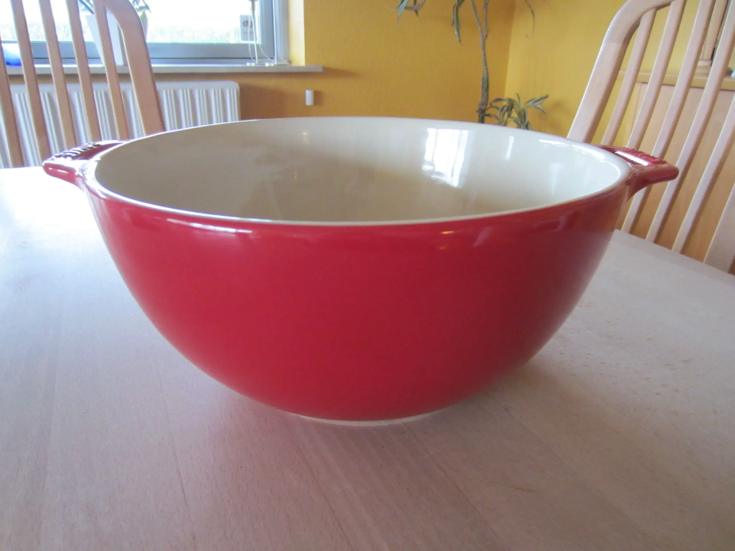 Rød Serveringsskål fra Staub - 25 cm