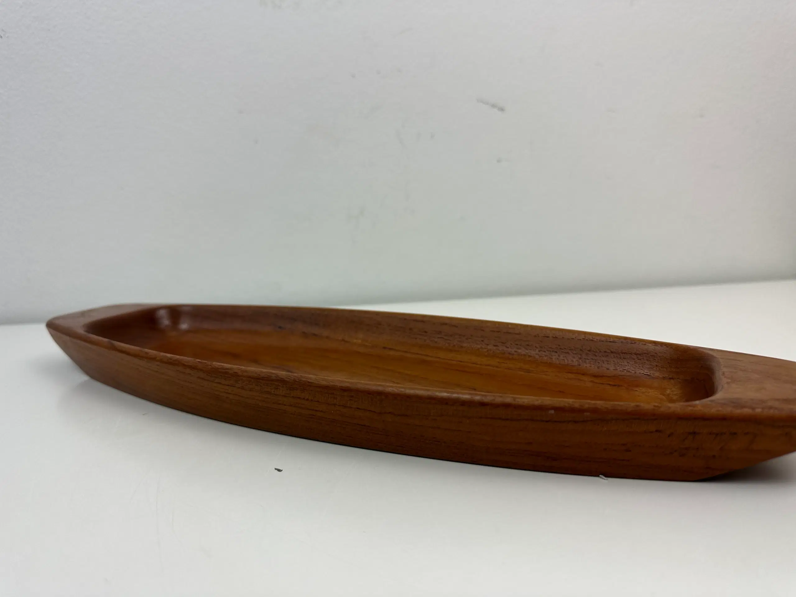 Retro teak fad