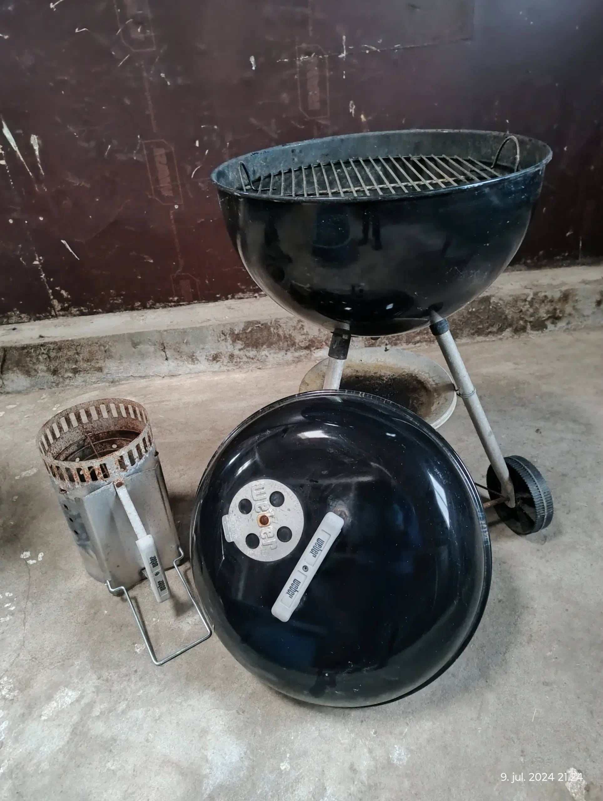 Weber kuglegrill og grillstarter