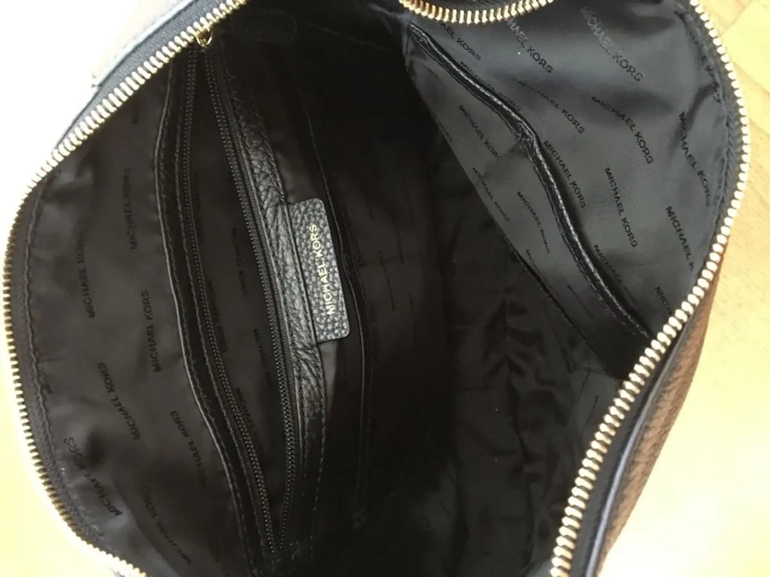 Michael Kors hobo taske