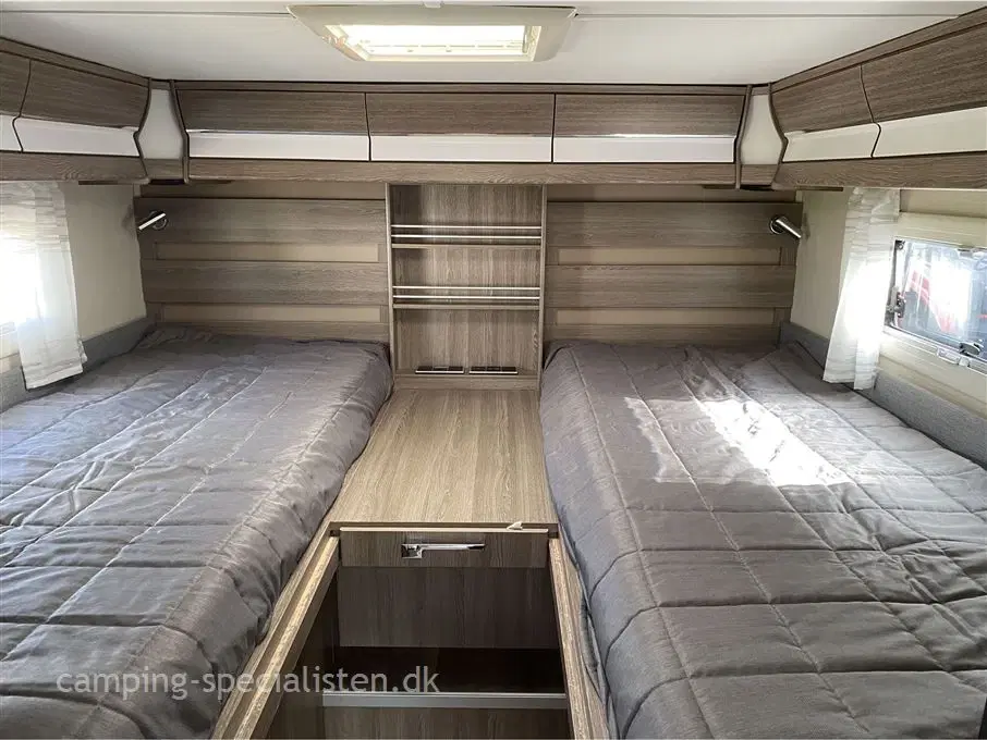 2017 - Kabe Travel Master Classic 740 LGB   Kabe travel Master Classic model 2017 taget i brug 2019 kørt 78000 km kan nu ses hos Camping-Specialistendk