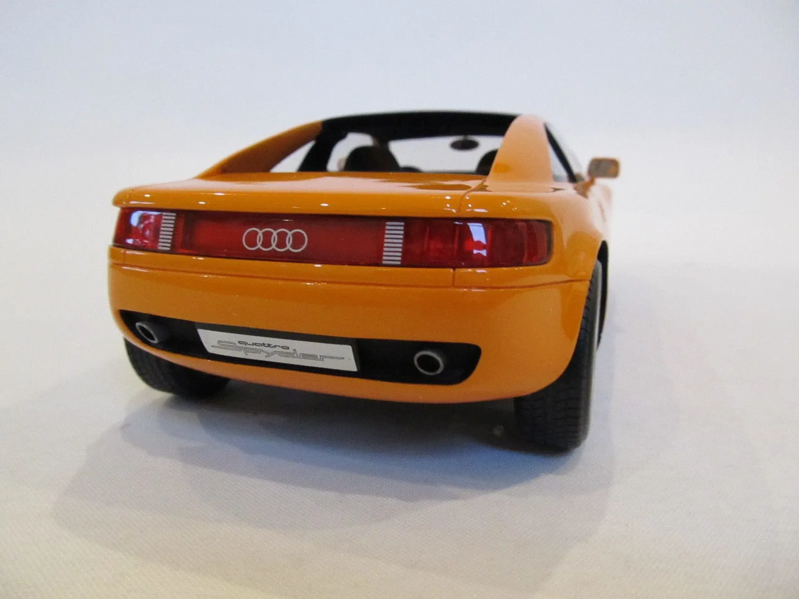 1991 Audi Quattro Spyder - 1:18  Limited Edition