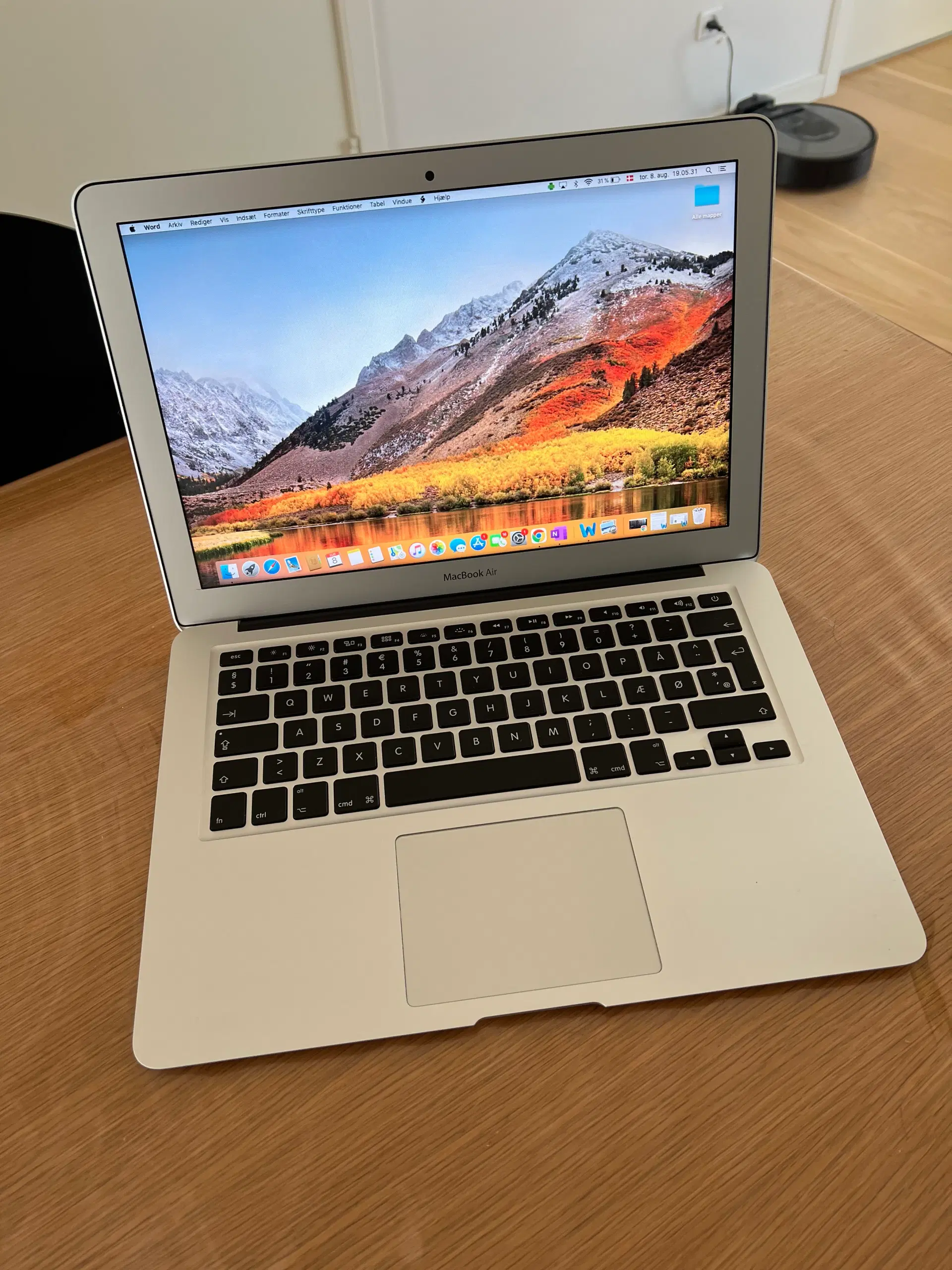 Macbook Air 13” fra 2017