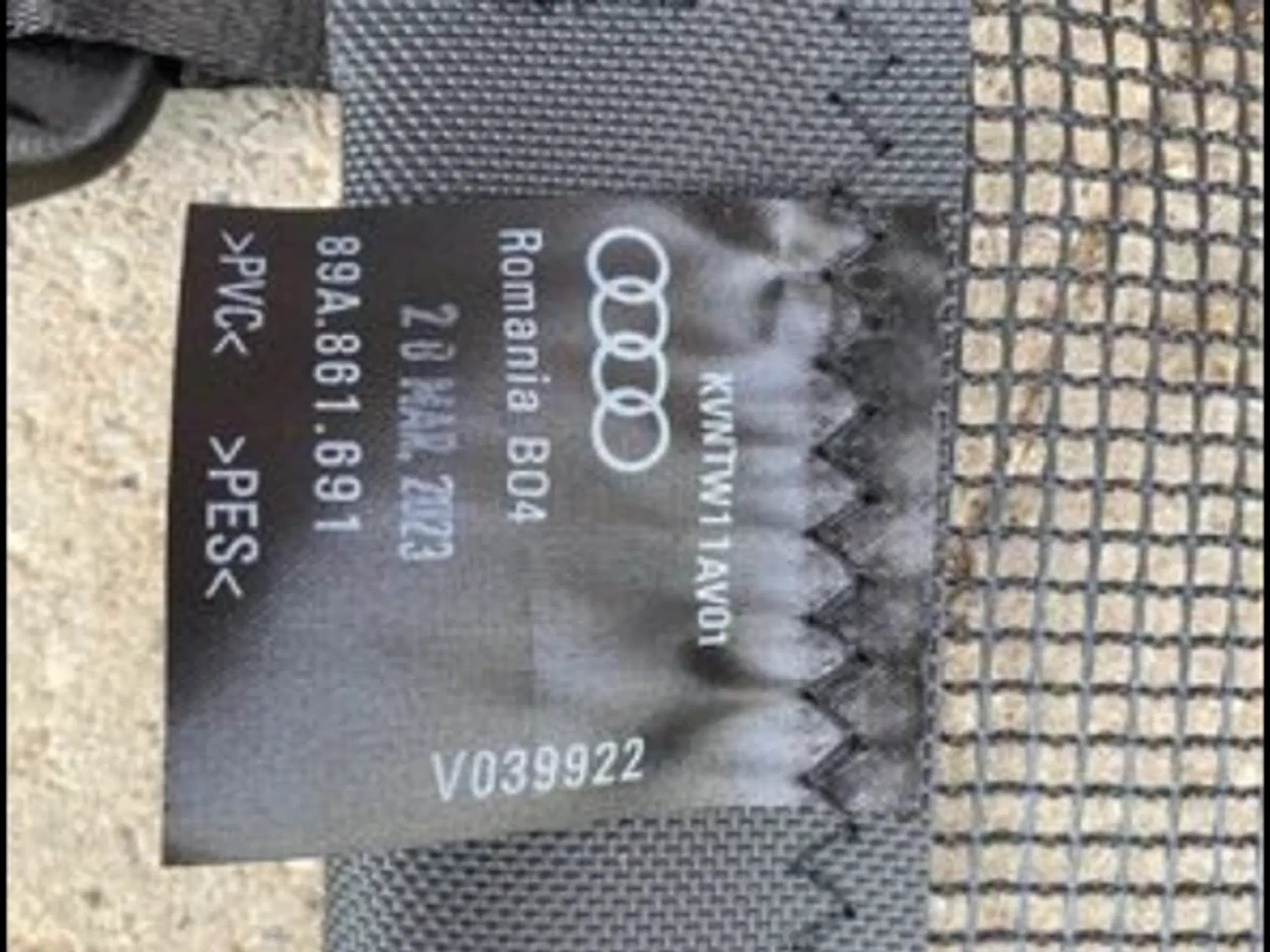 Bagagerumsnet Audi Q4