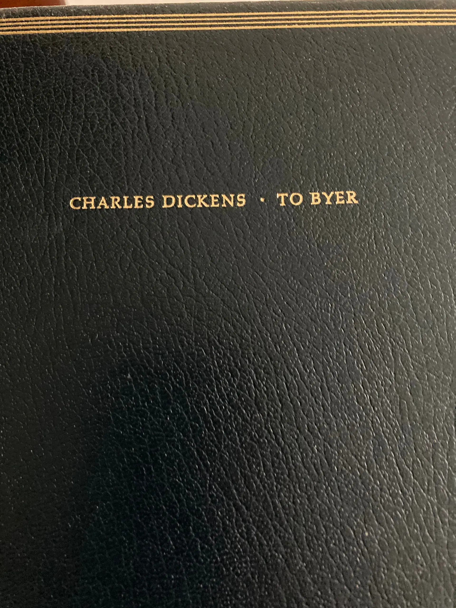 Charles Dickens - To byer