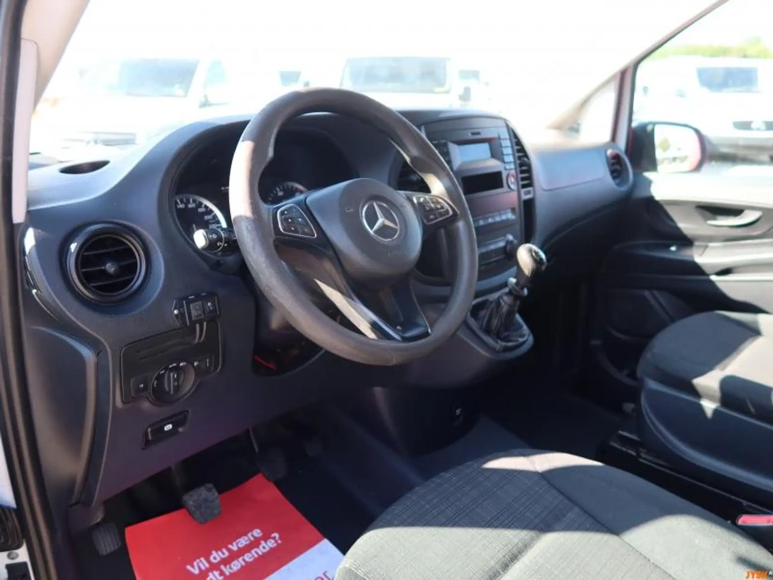 Mercedes Vito 114