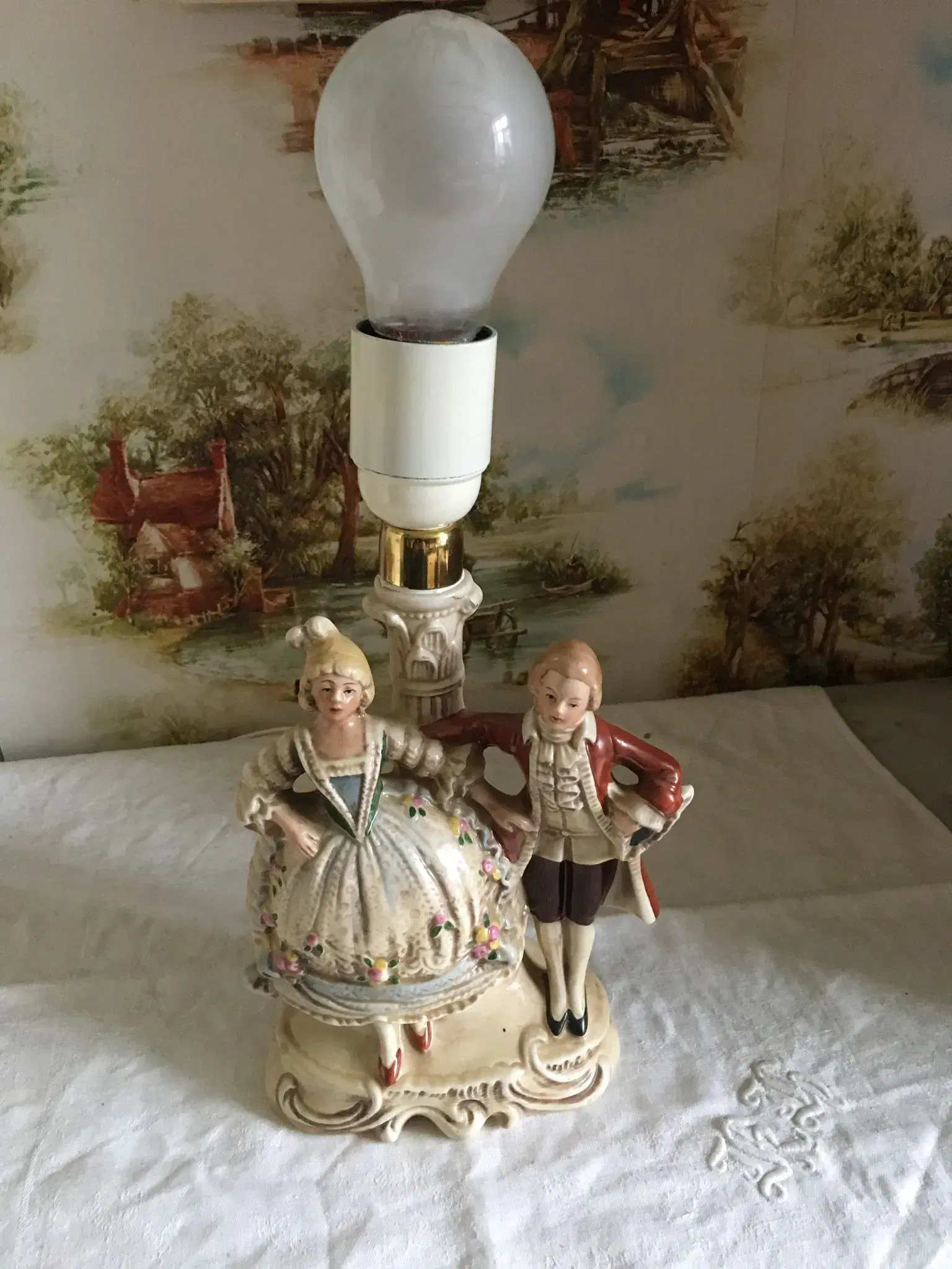 Porcelænsbordlampe