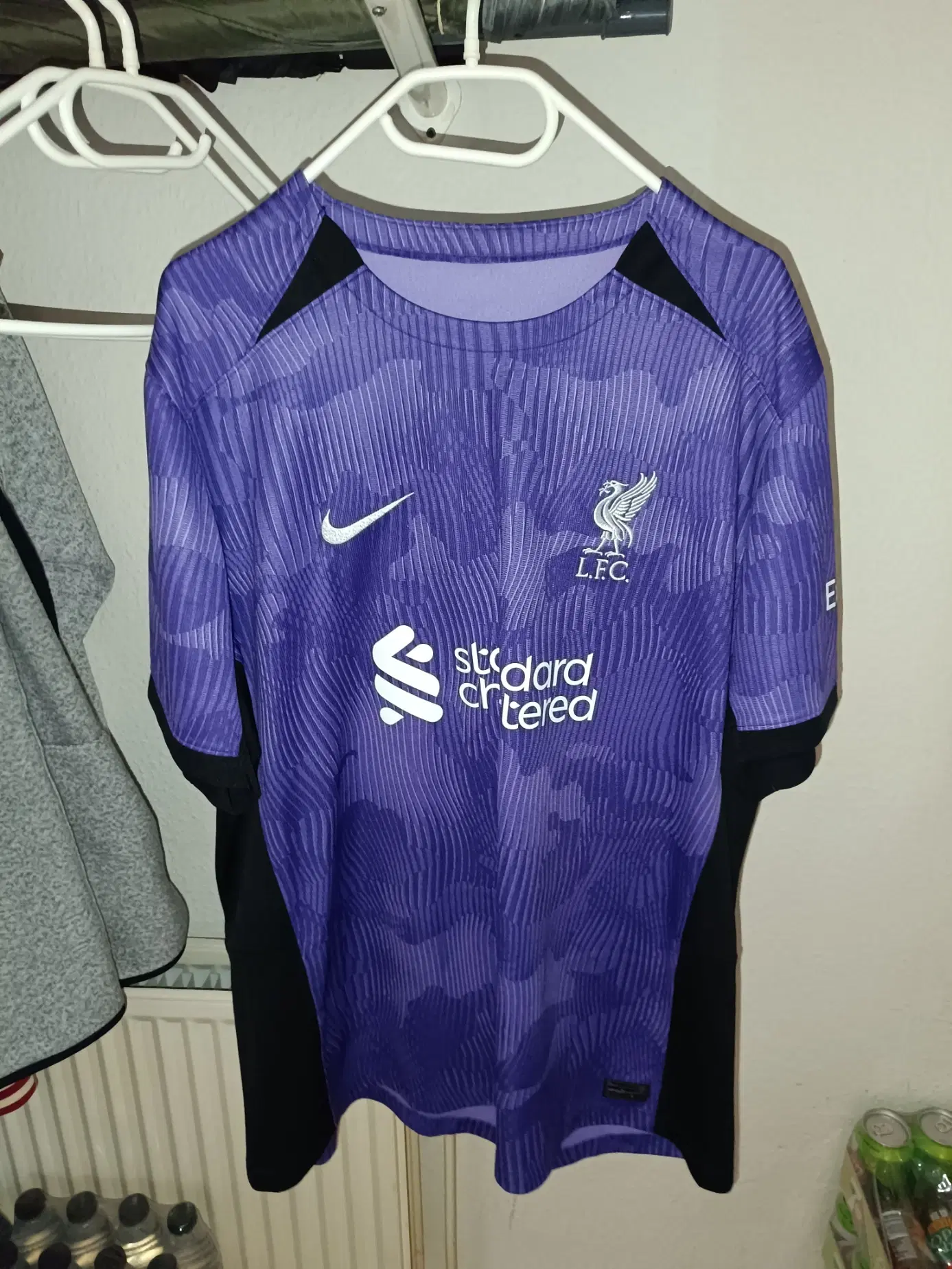 Liverpool 3 sæt t-shirt + shorts