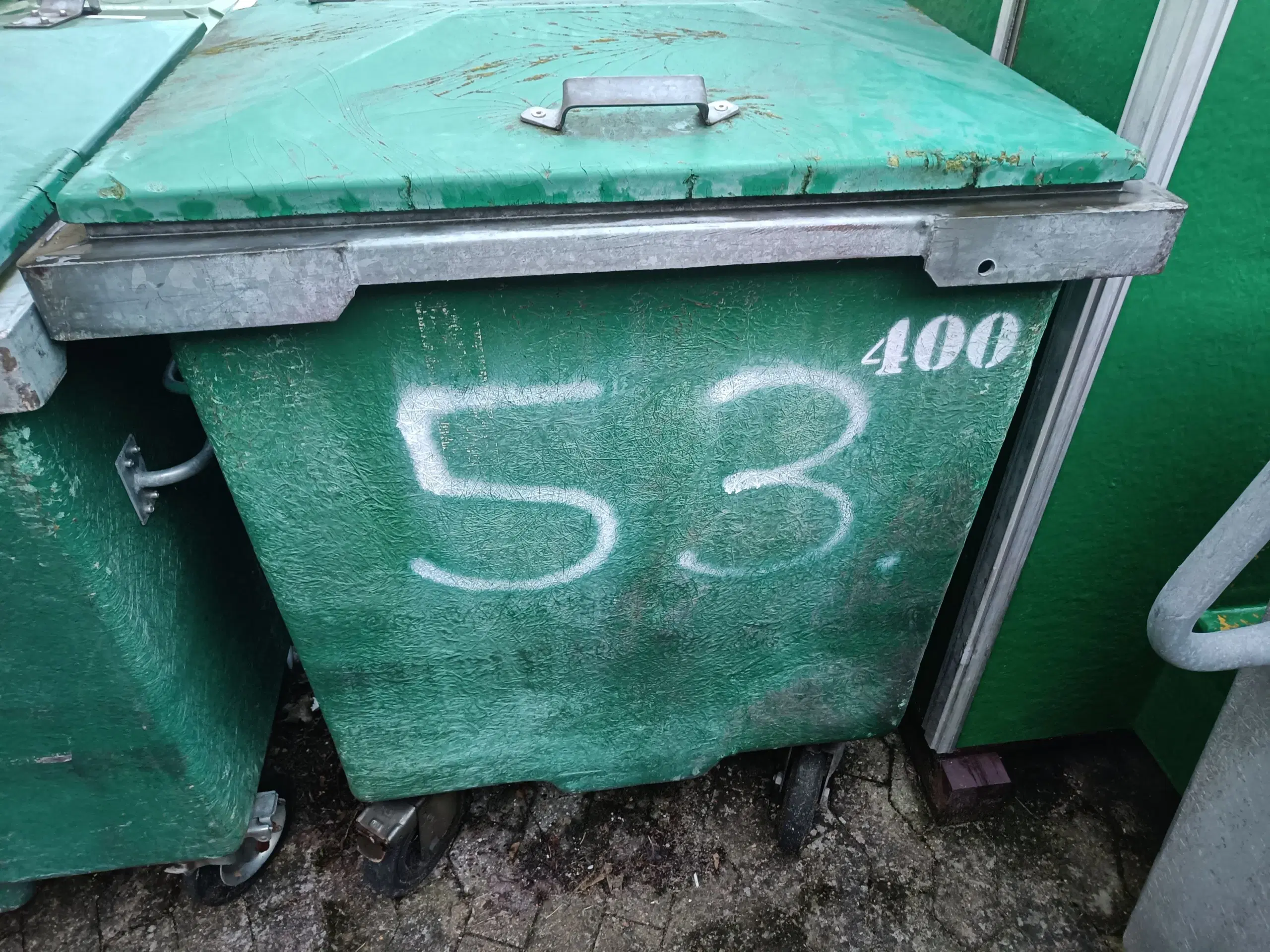 Affaldscontainere / Skraldespande