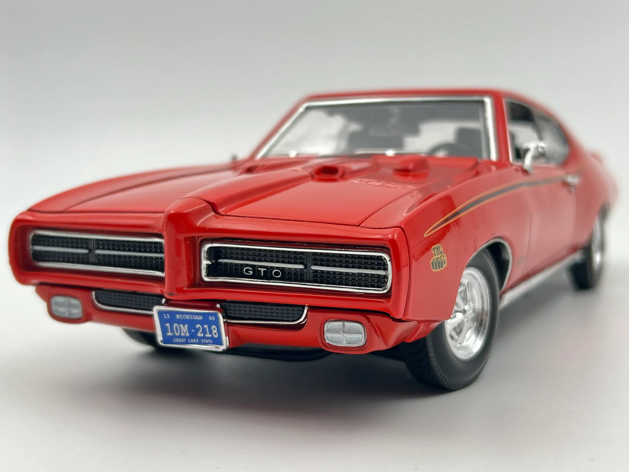 1969 Pontiac GTO Judge 1:18