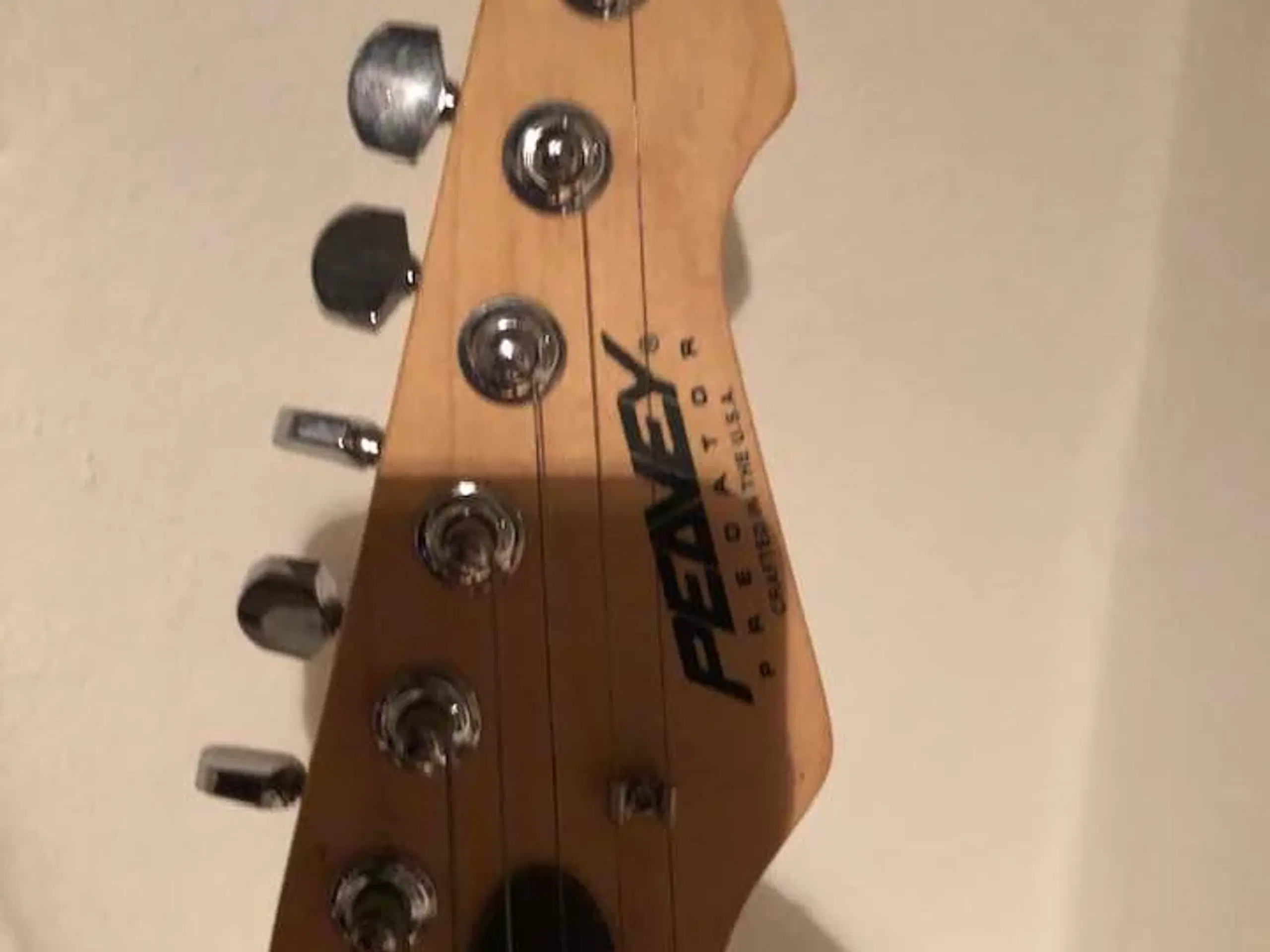 Peavey Predator USA "Strat"