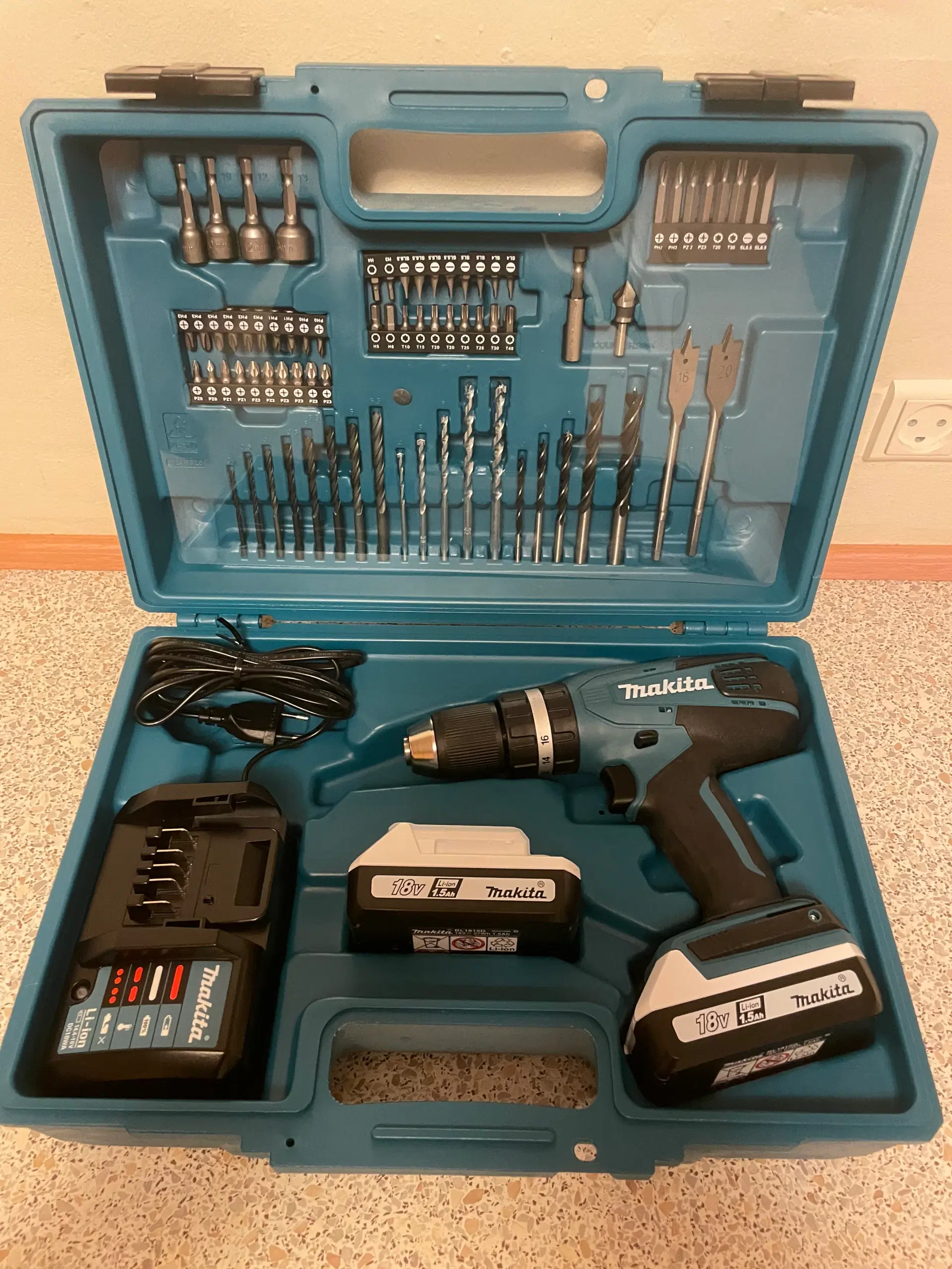 Makita sæt hp457d