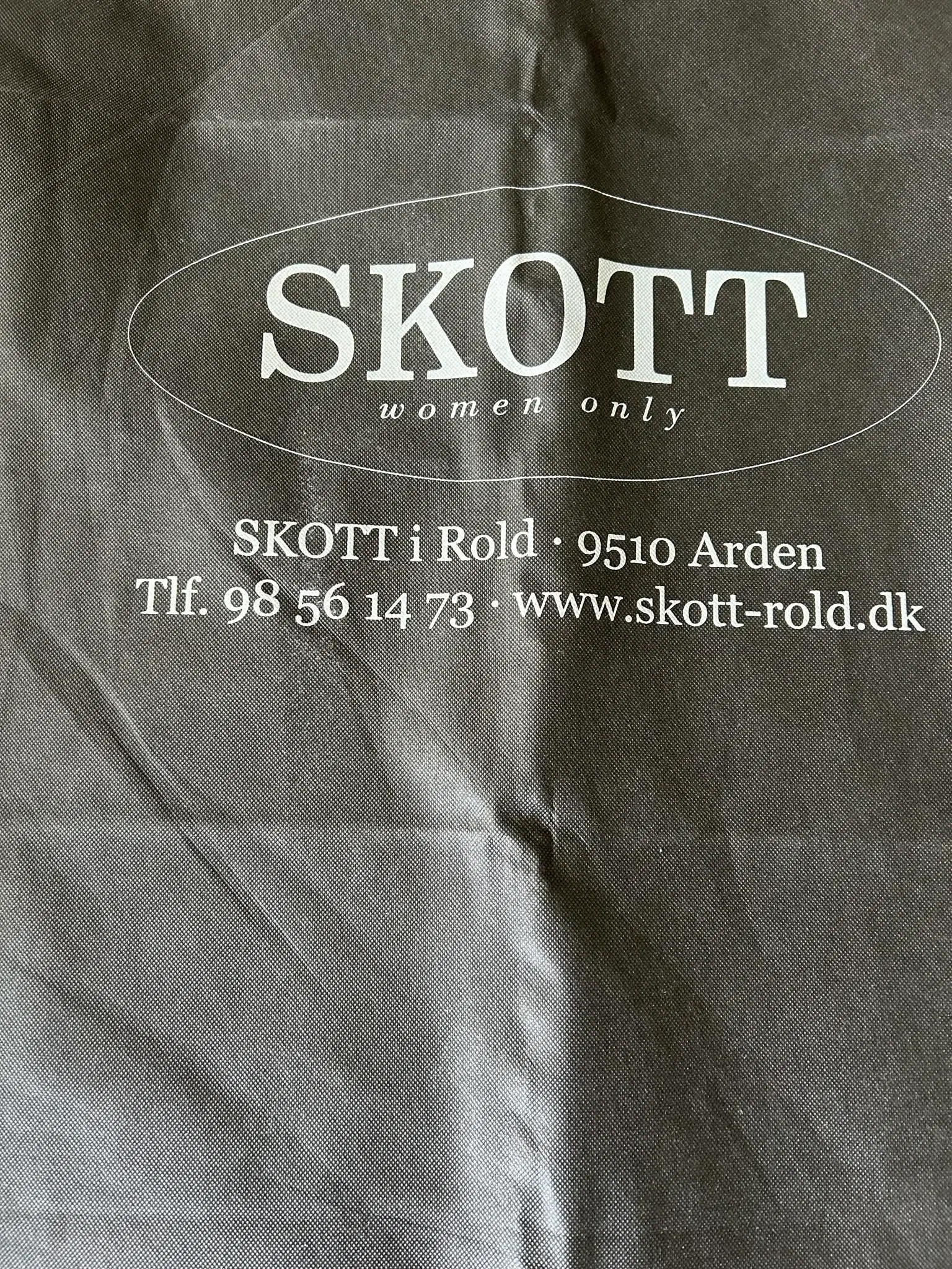 Konfirmationskjole Str 32