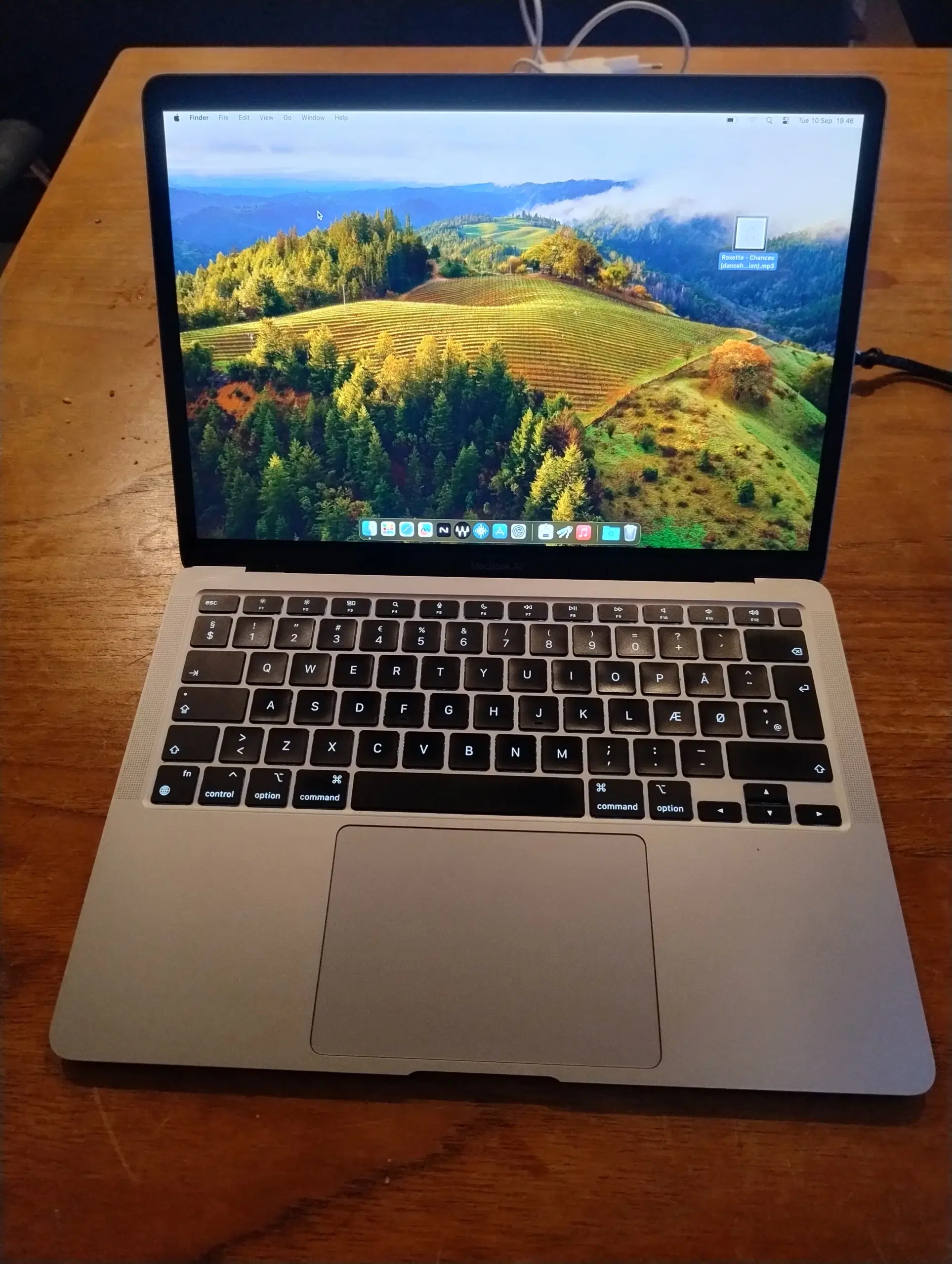 Macbook air M1 2020