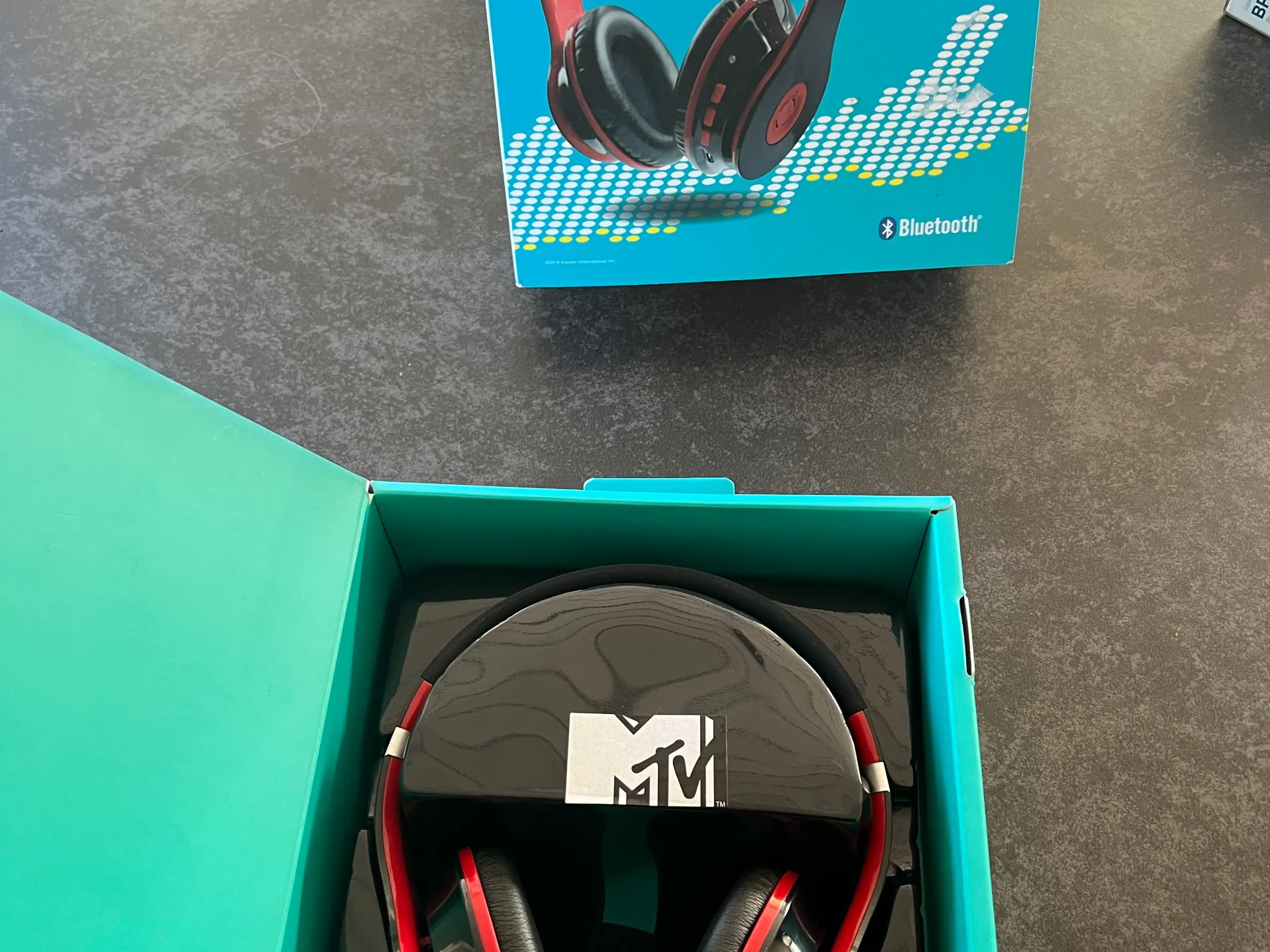 Mtv Bluetooth Headphones