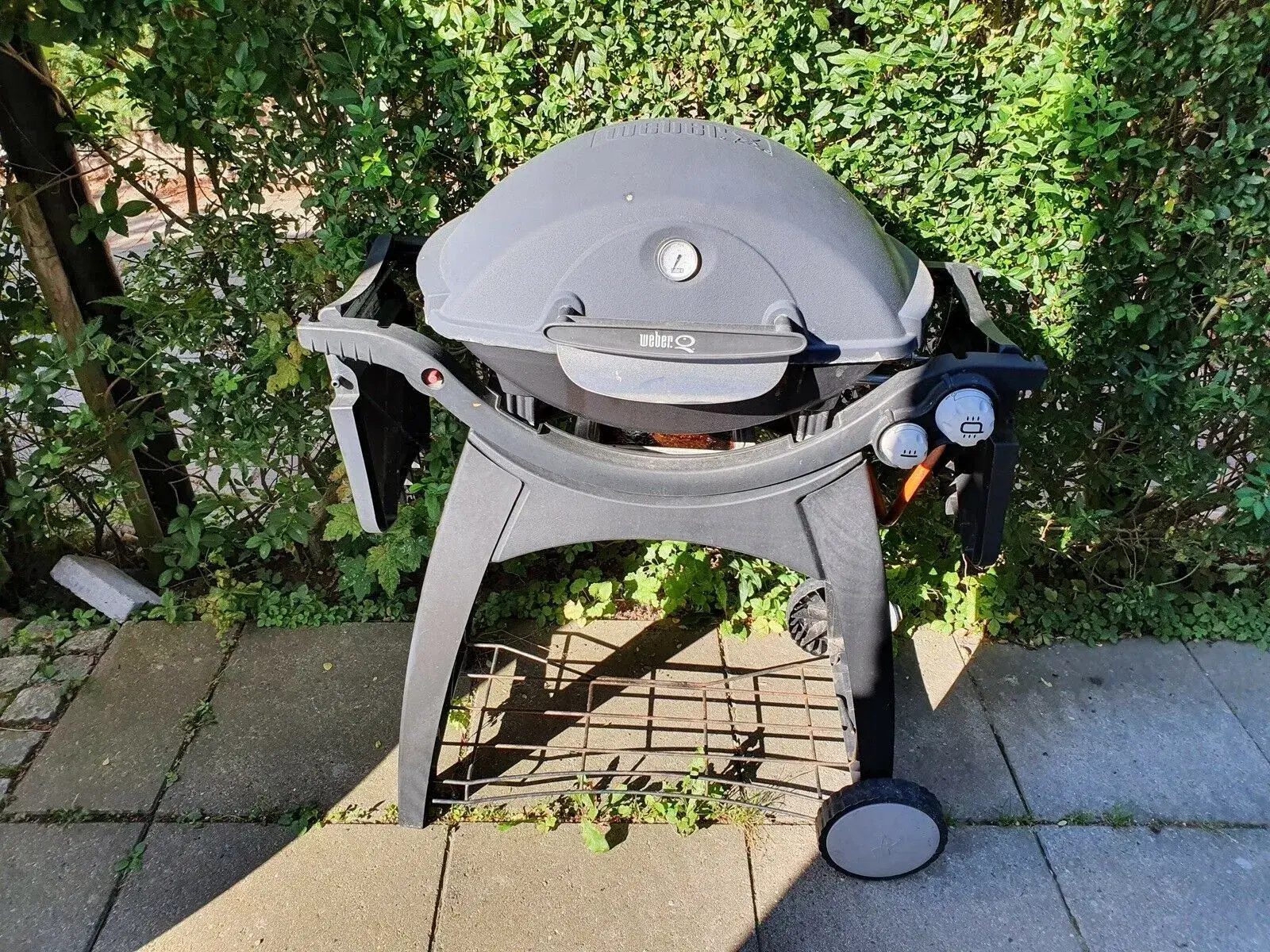 Købes: Weber Q grill alt har interesse